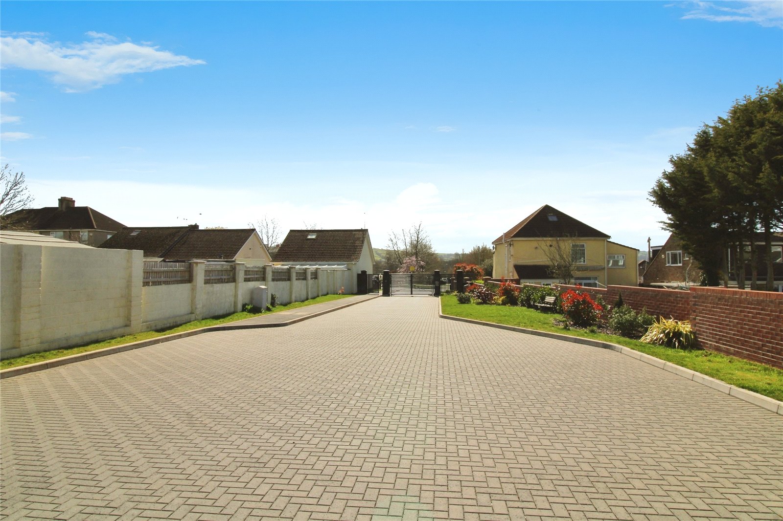 3 bedroom House to let in Bristol
