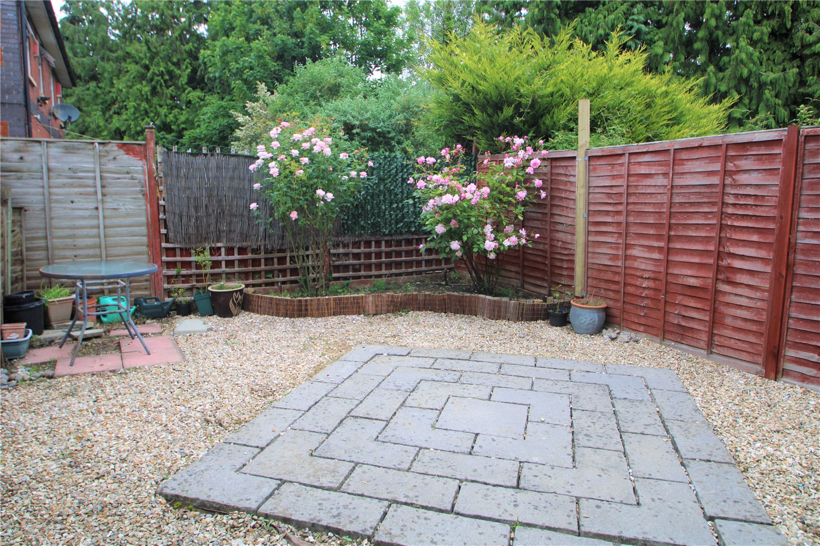 2 bedroom House to let in Bristol