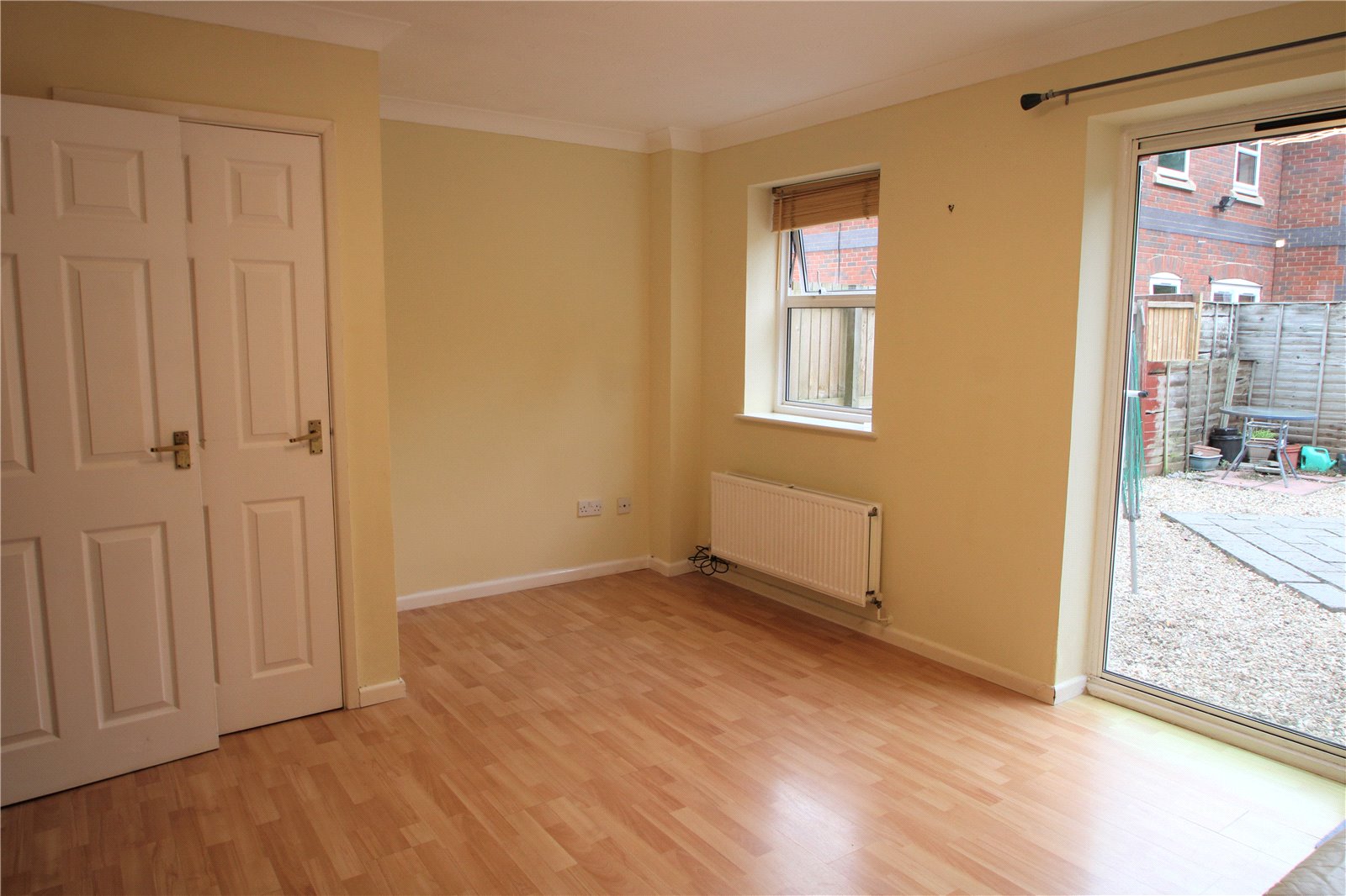 2 bedroom House to let in Bristol