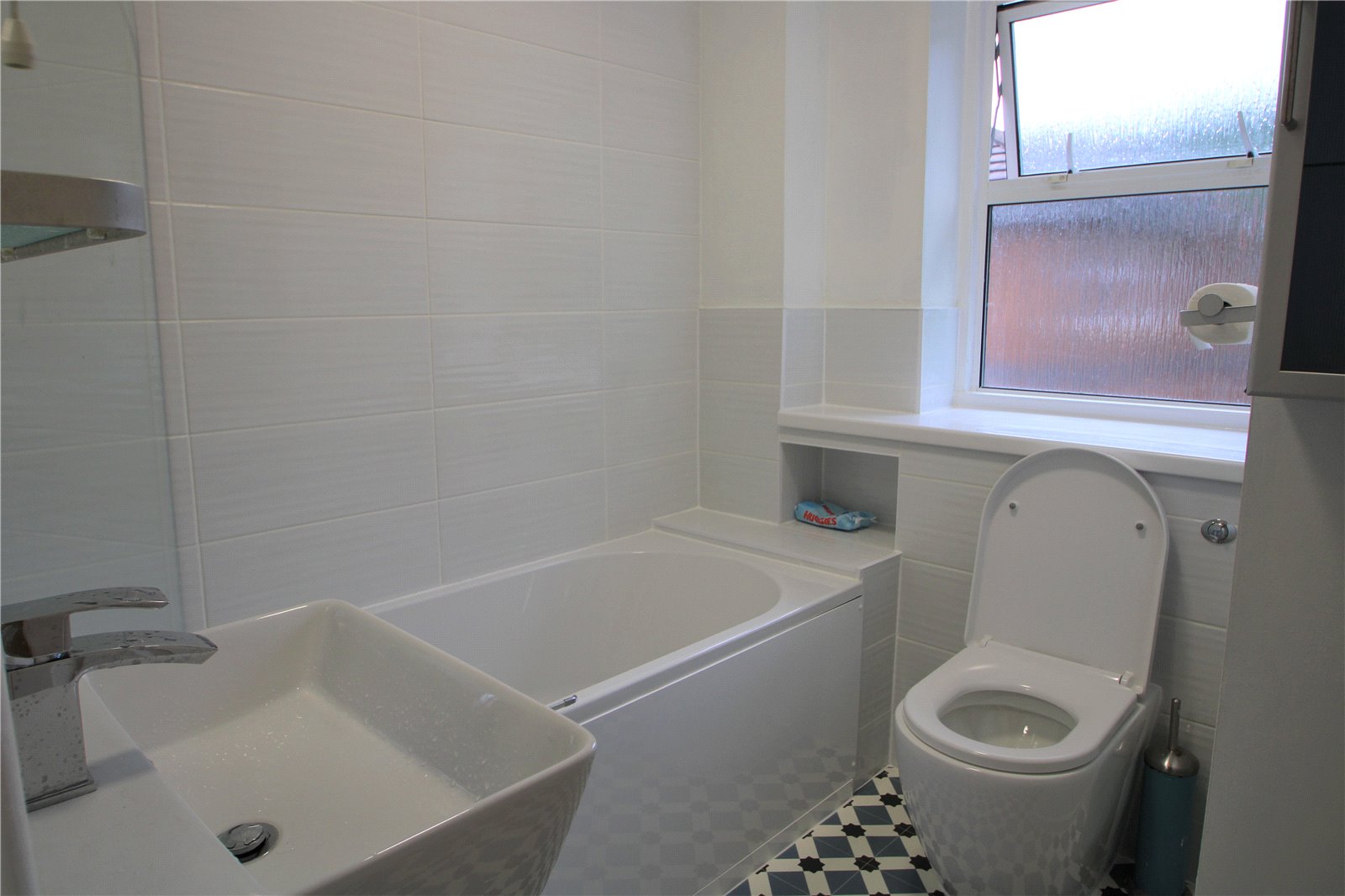 2 bedroom House to let in Bristol