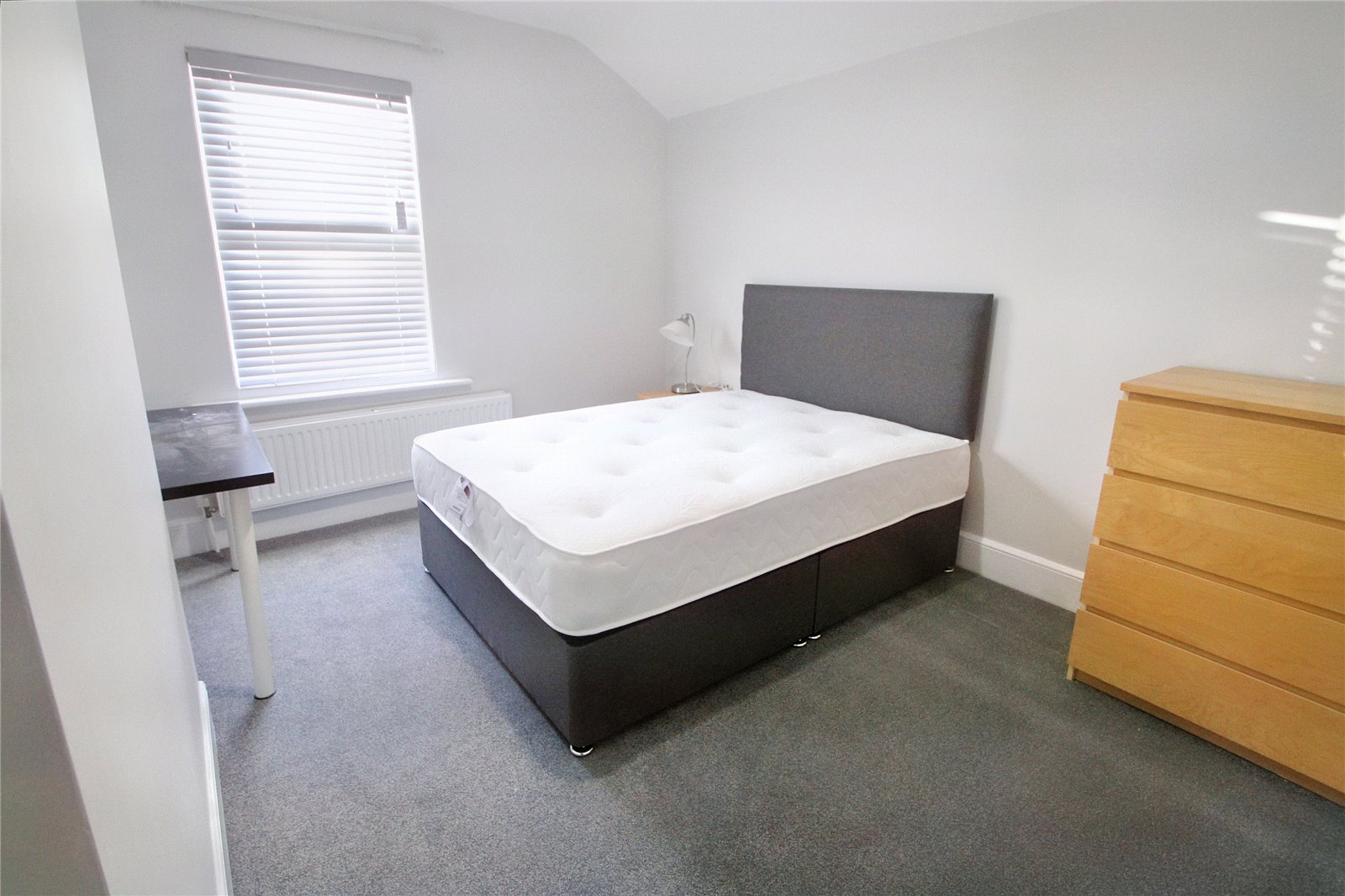 6 bedroom House for sale in Ashton Gate