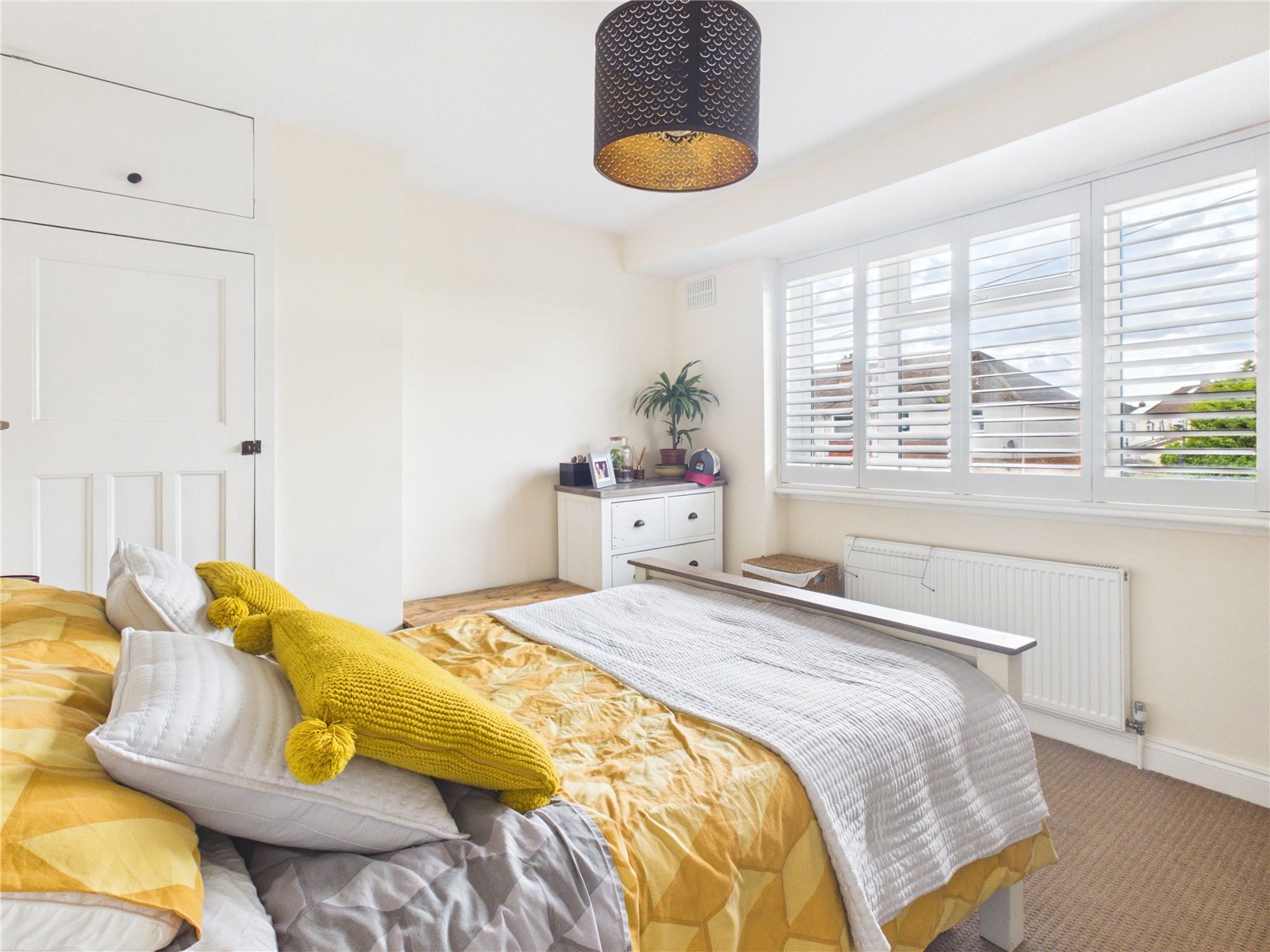 2 bedroom House to let in Bristol