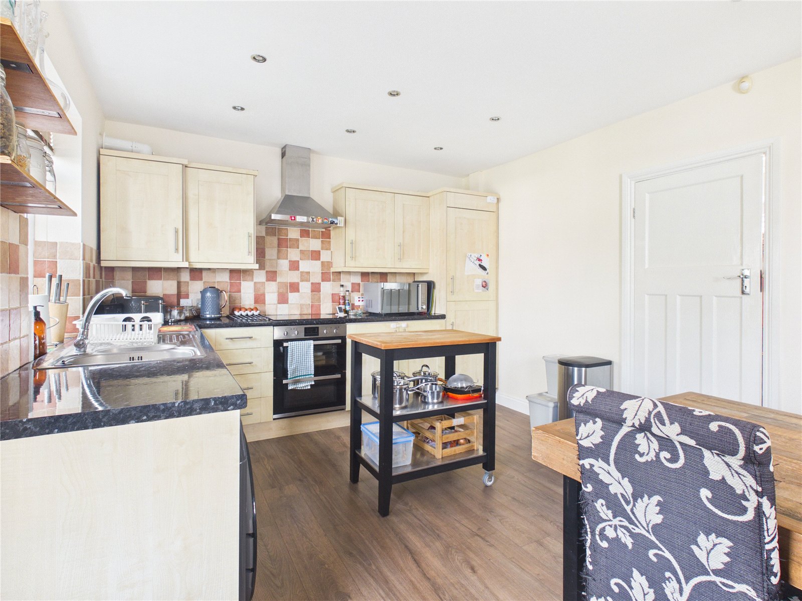 2 bedroom House to let in Bristol