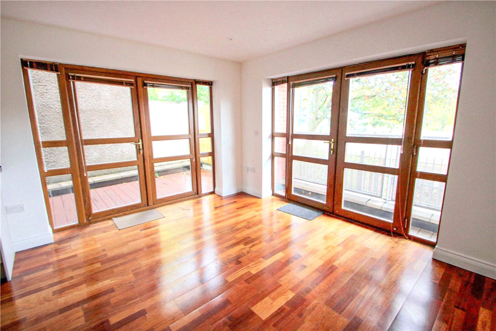 1 bedroom Flat for sale in Merrywood Road, Southville, Bristol