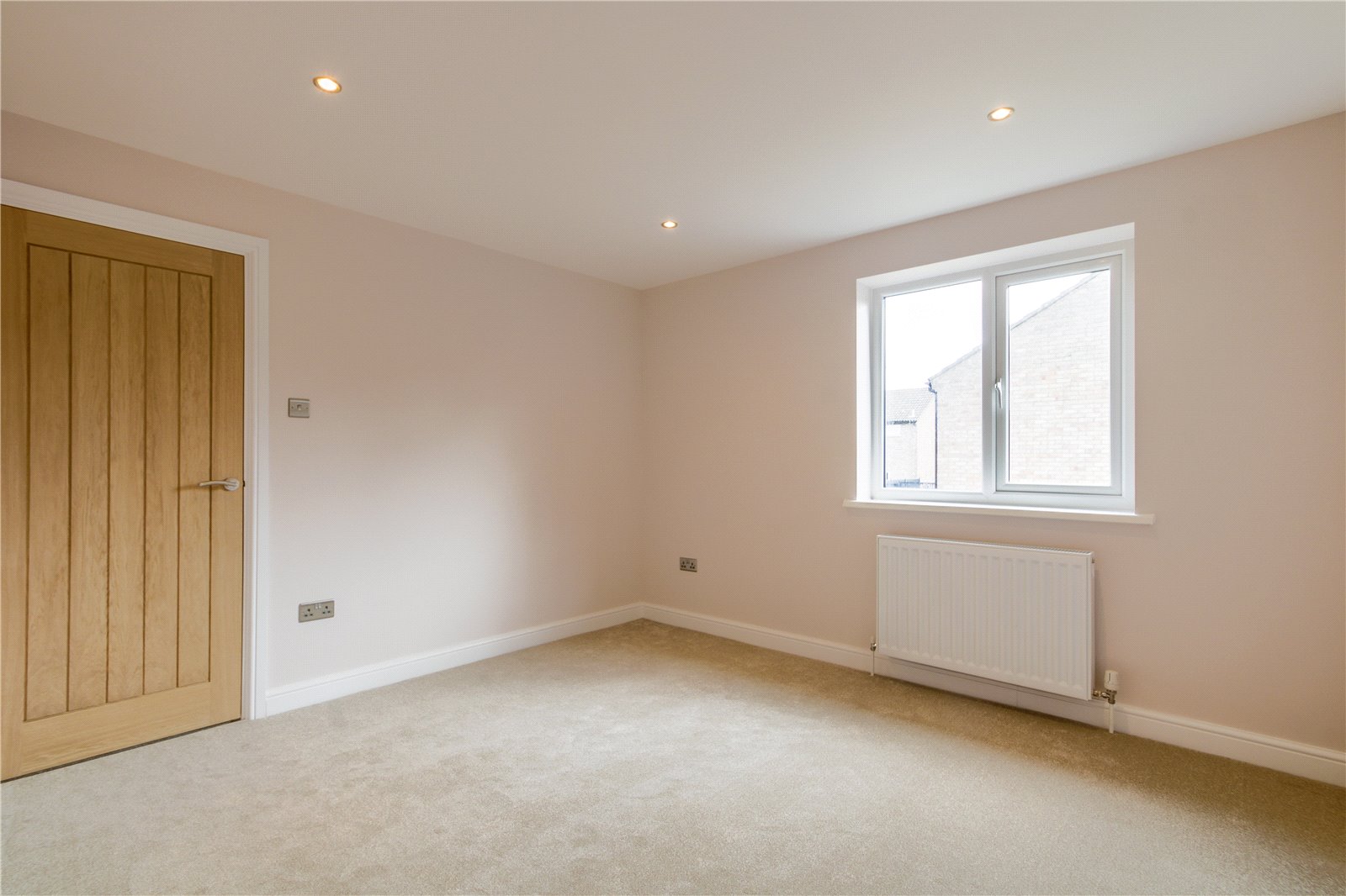 2 bedroom House for sale in Stoke Gifford, Bristol