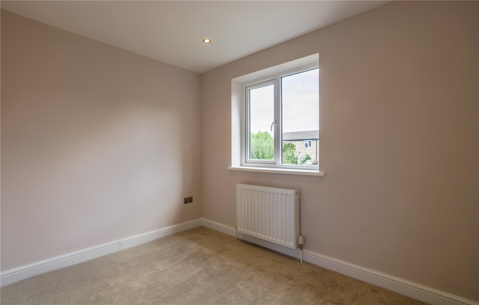 2 bedroom House for sale in Stoke Gifford, Bristol