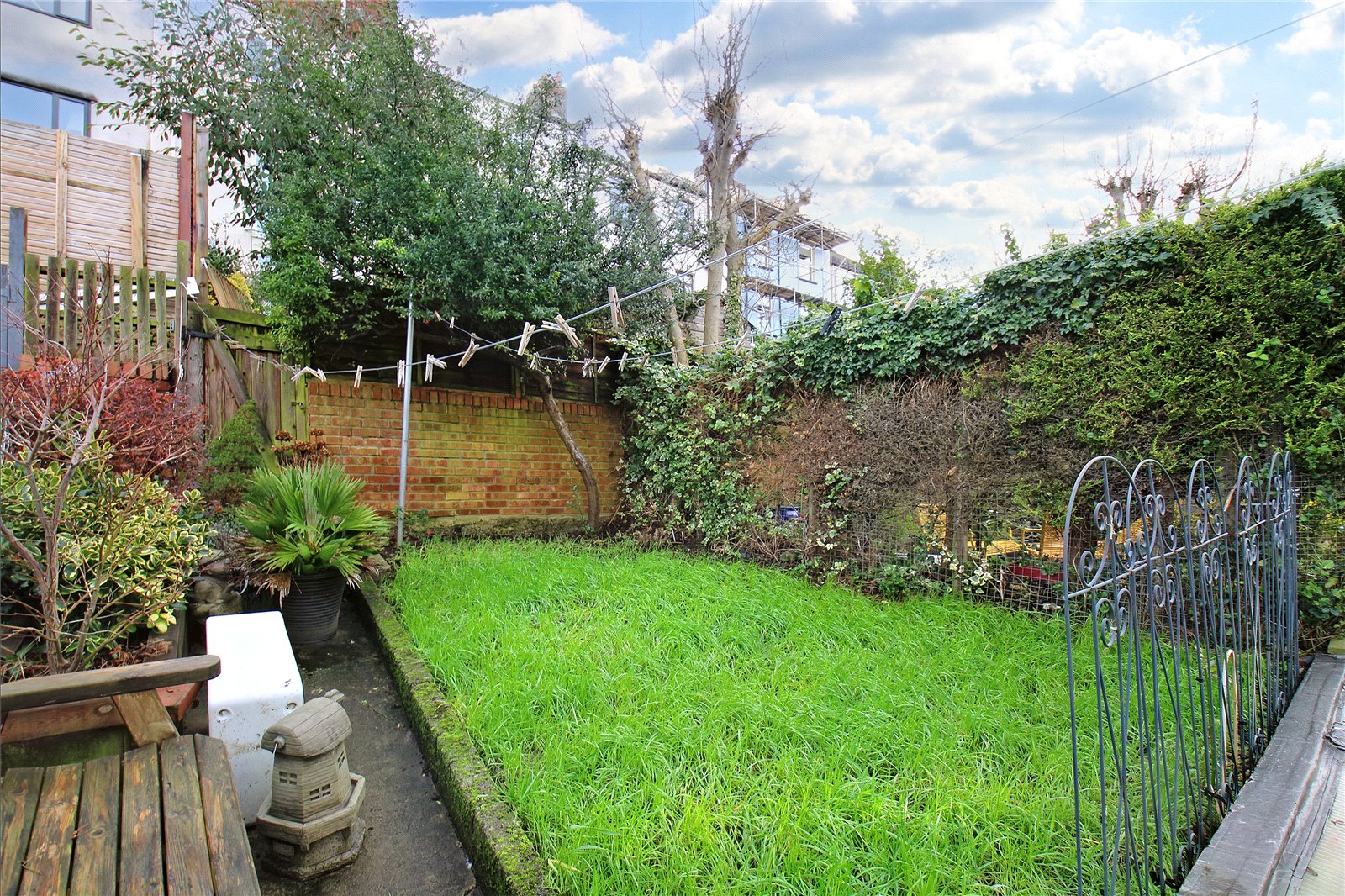 2 bedroom House for sale in Windmill Hill, Bristol