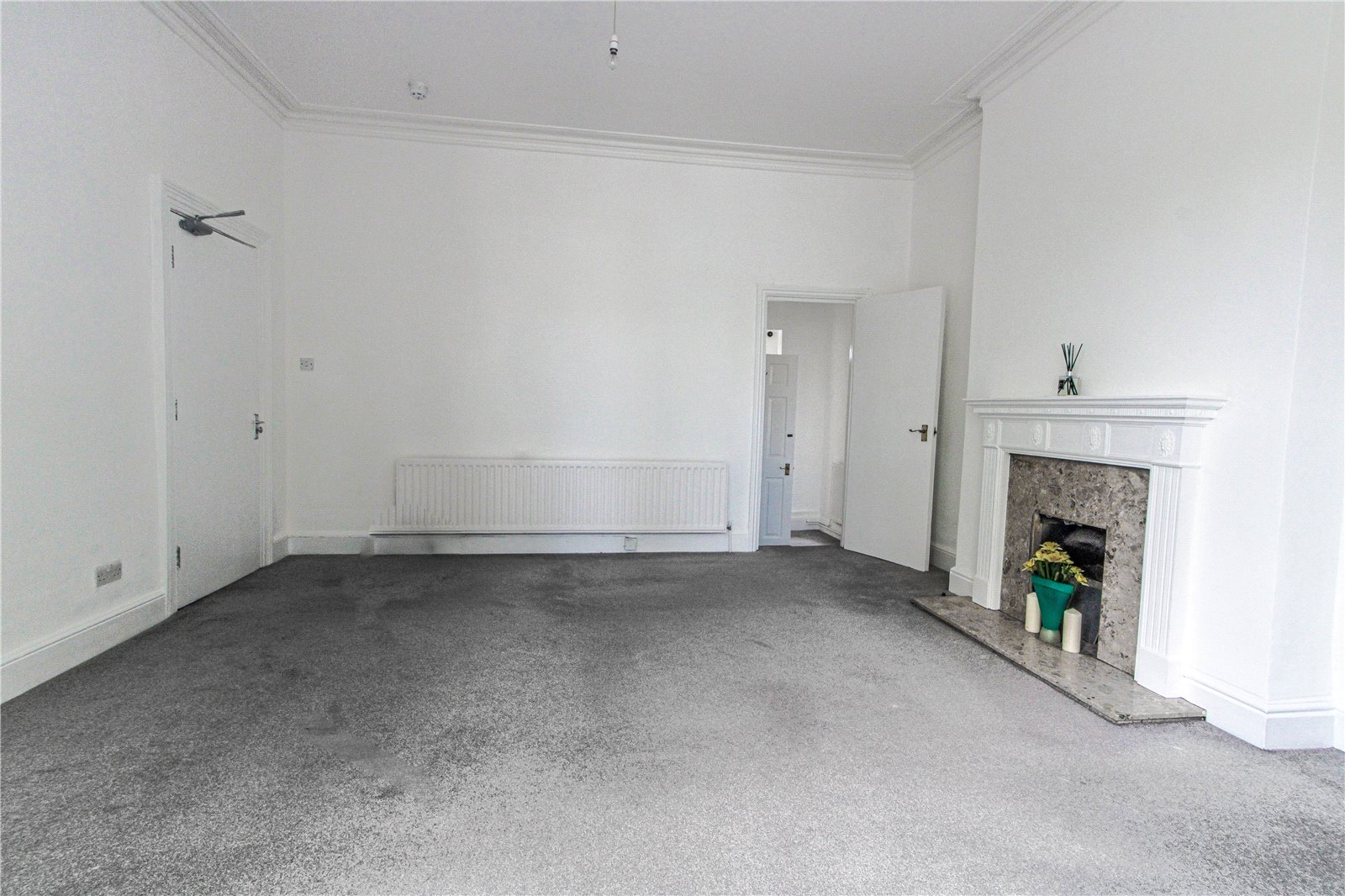 1 bedroom Flat for sale in Southville