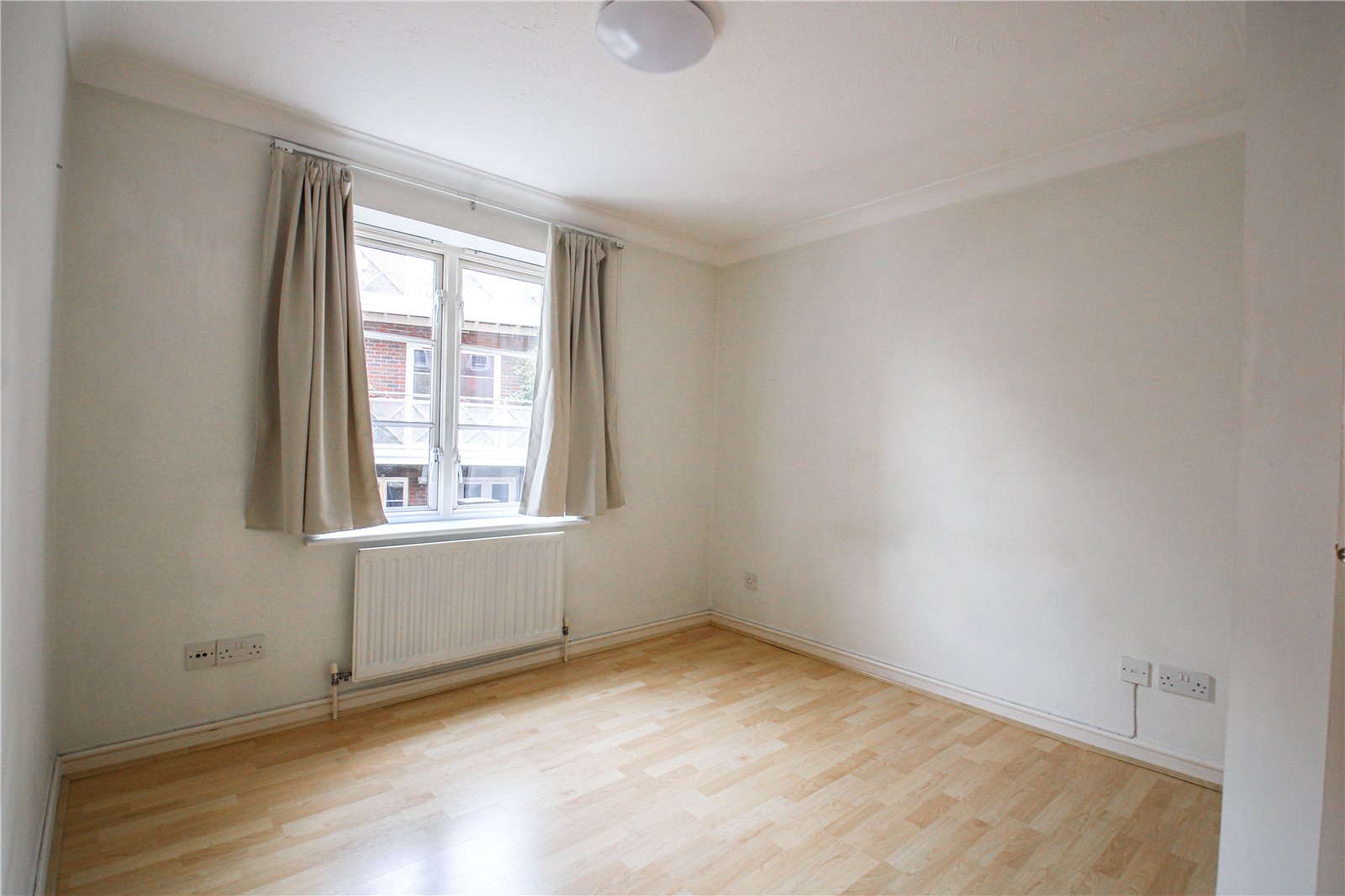 2 bedroom Flat to let in Bristol