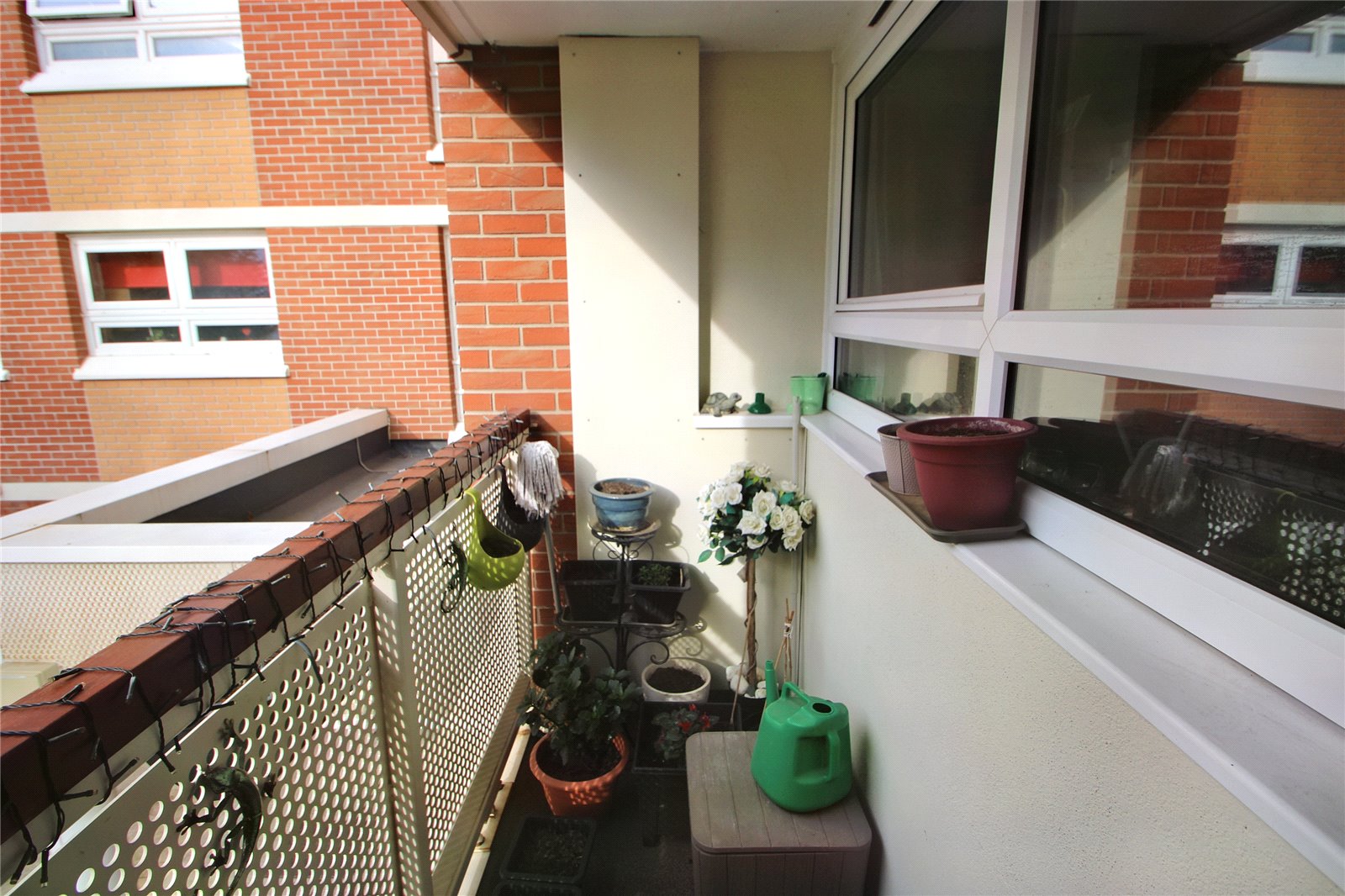 2 bedroom Flat for sale in Duckmoor Road, Ashton, BRISTOL