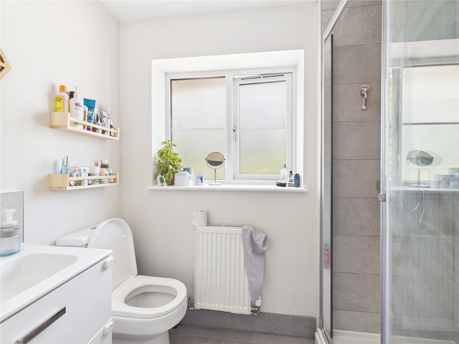 3 bedroom House to let in Cleeve