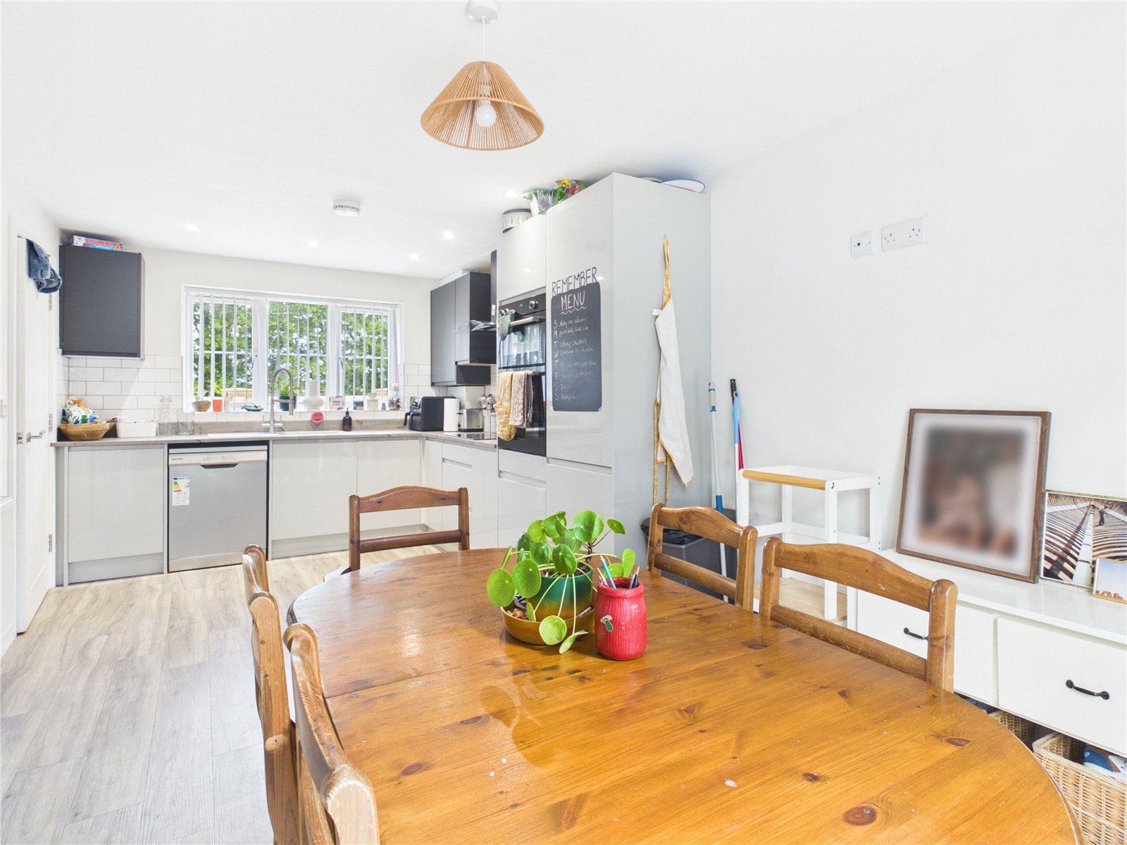 3 bedroom House to let in Cleeve