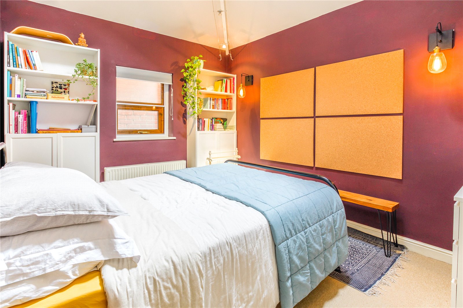3 bedroom Flat for sale in Merrywood Road, Southville