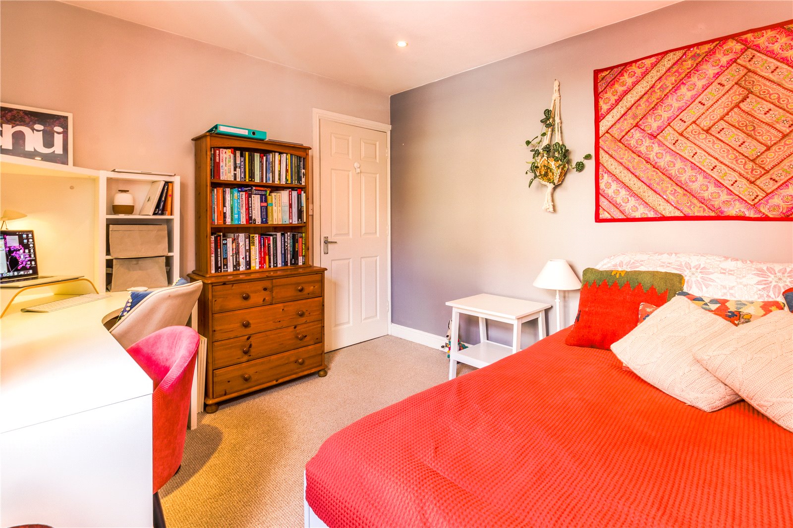 3 bedroom Flat for sale in Merrywood Road, Southville