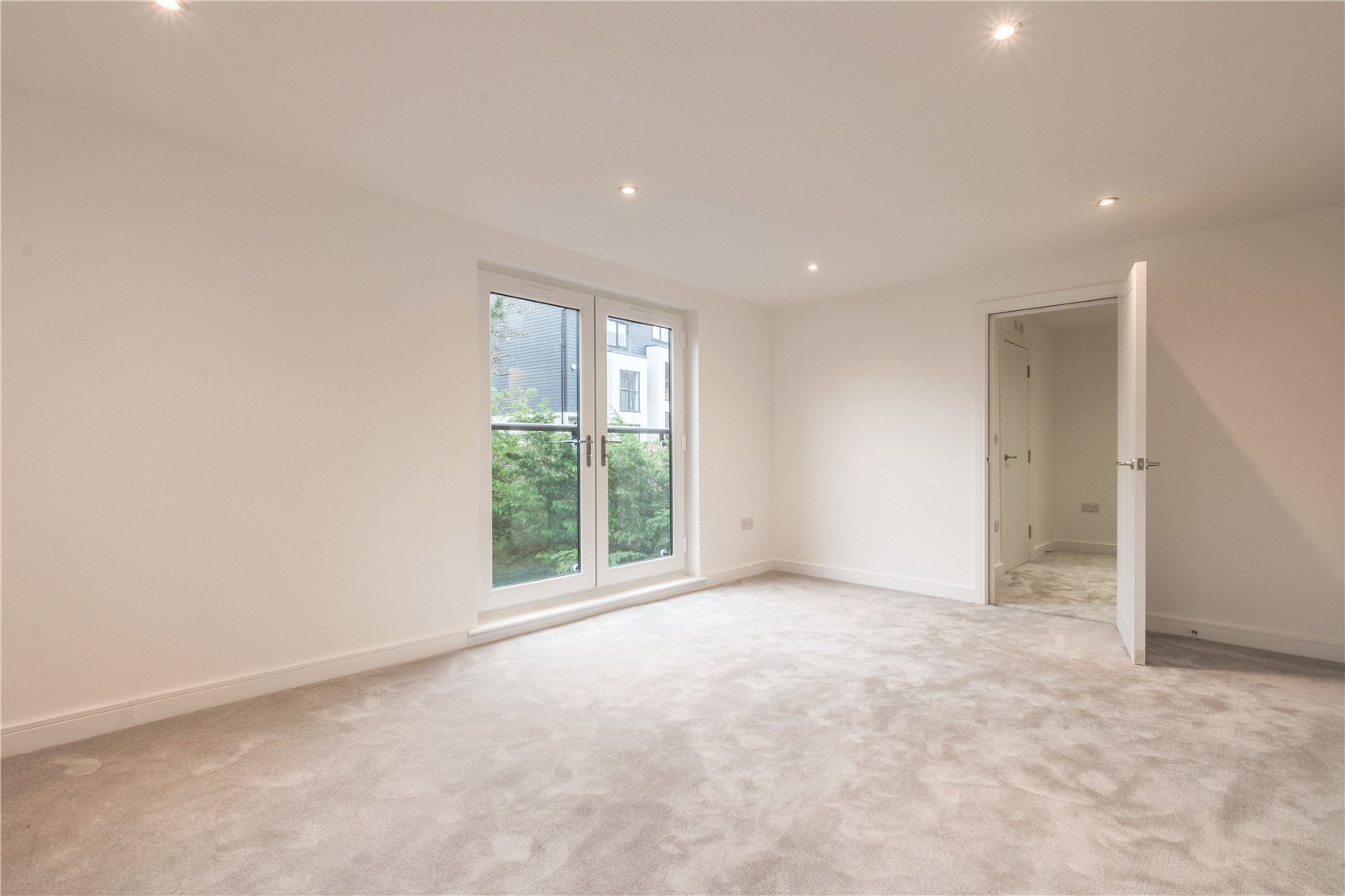 6 bedroom House for sale in St Annes Park, Bristol