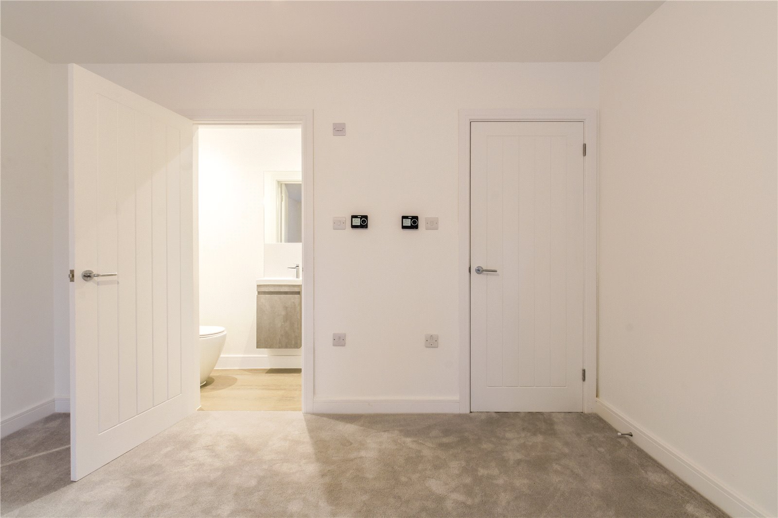 6 bedroom House for sale in St Annes Park, Bristol
