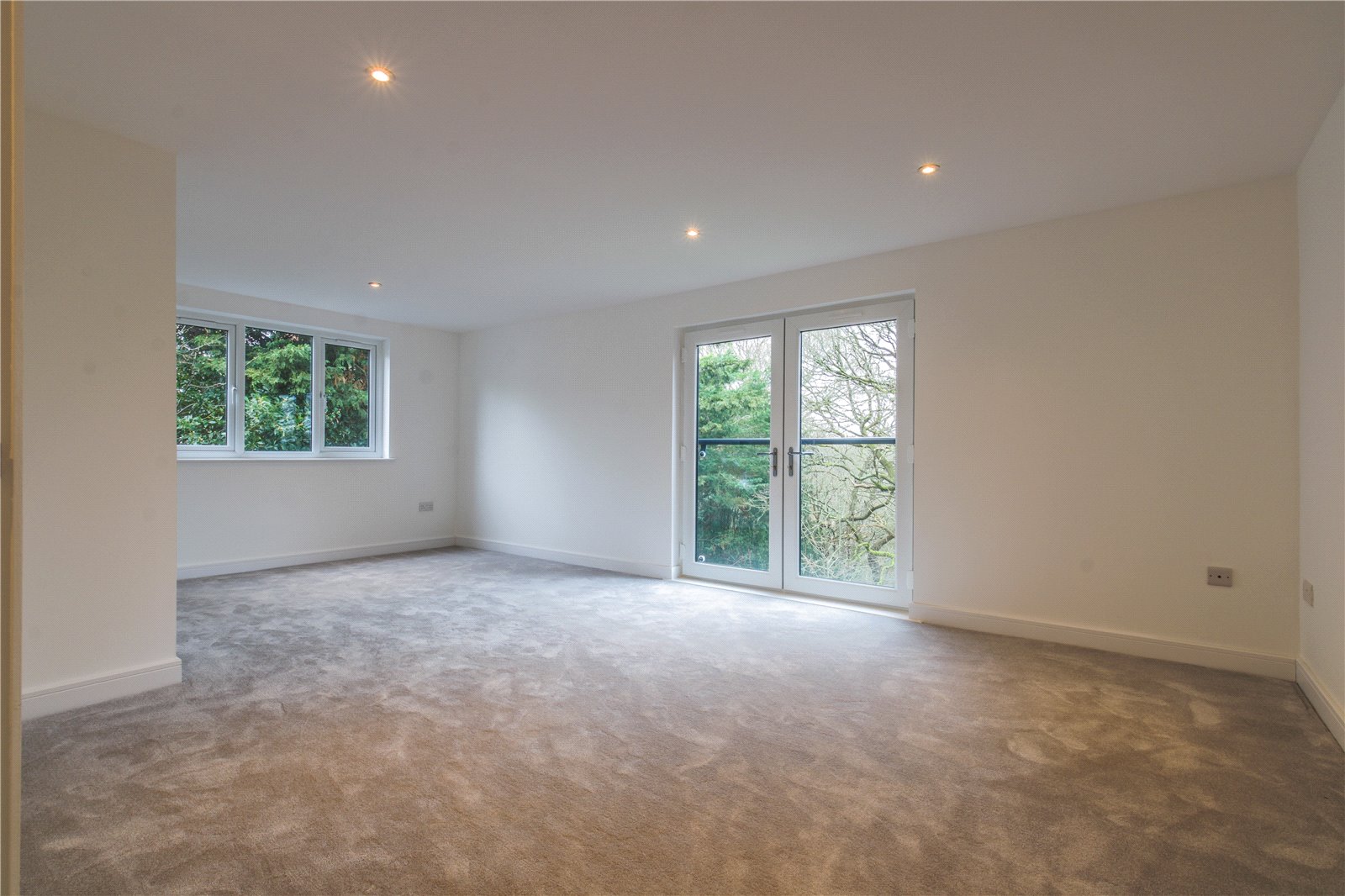 6 bedroom House for sale in St Annes Park, Bristol