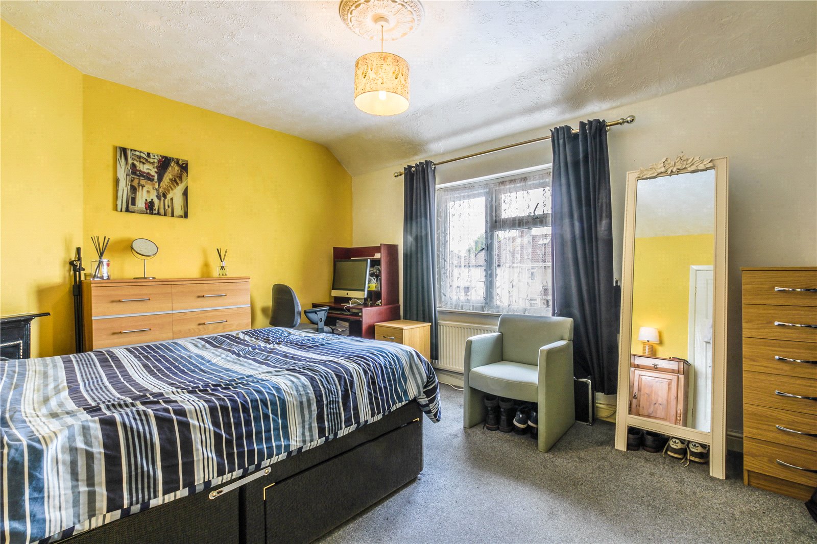 2 bedroom House for sale in Whitchurch