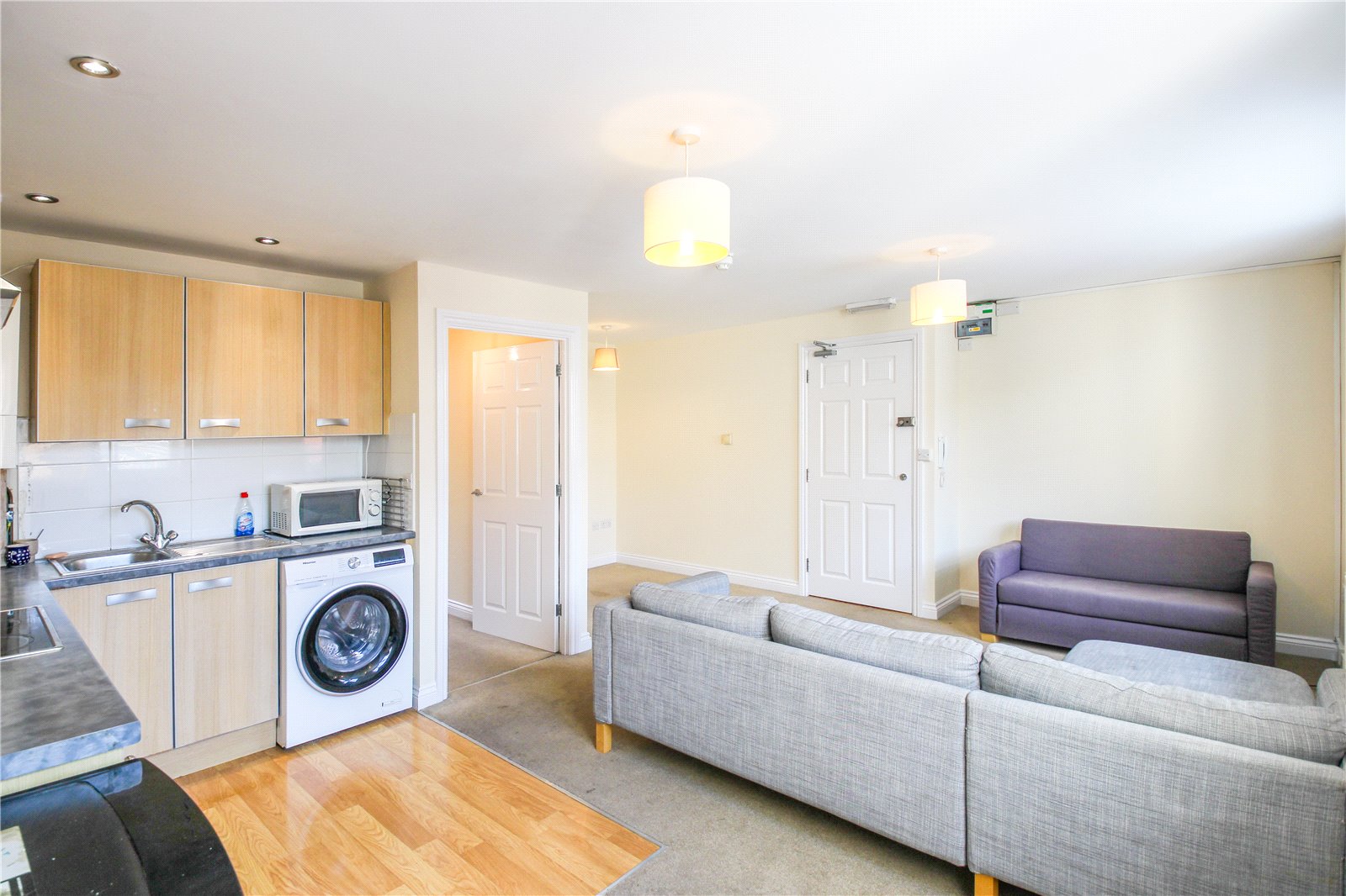2 bedroom Flat for sale in Warden Road, Southville