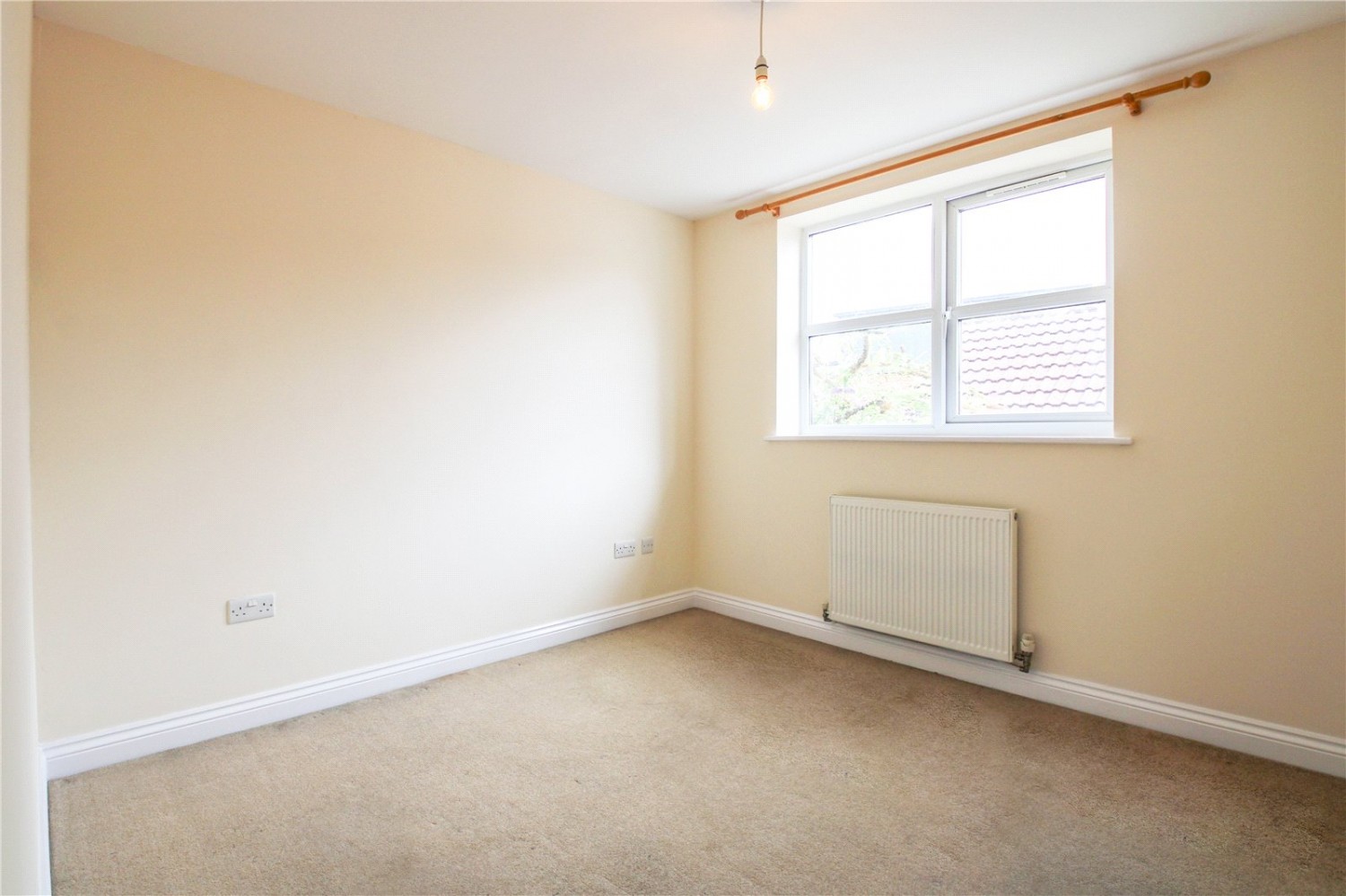 Warden Road, Southville