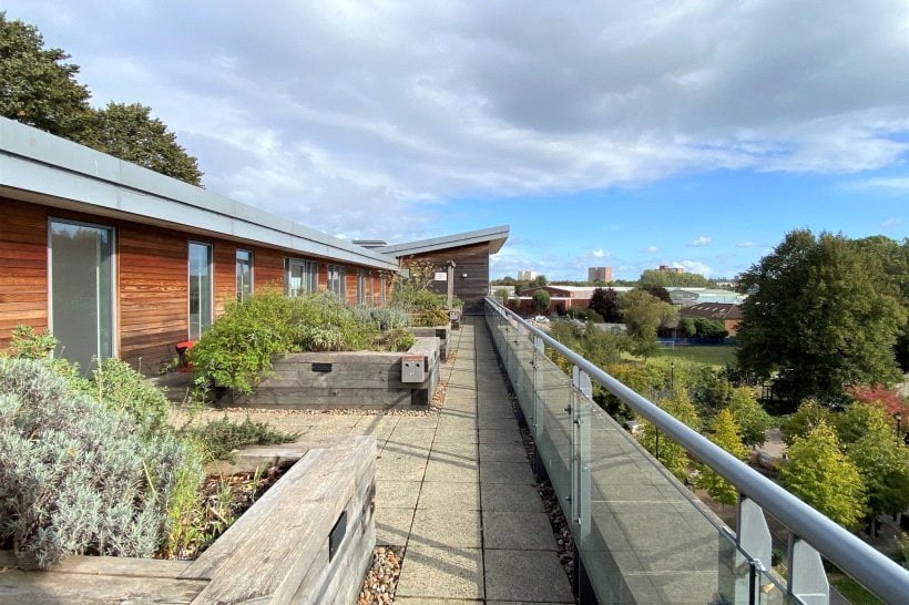 1 bedroom Flat for sale in Sweetman Place, BRISTOL