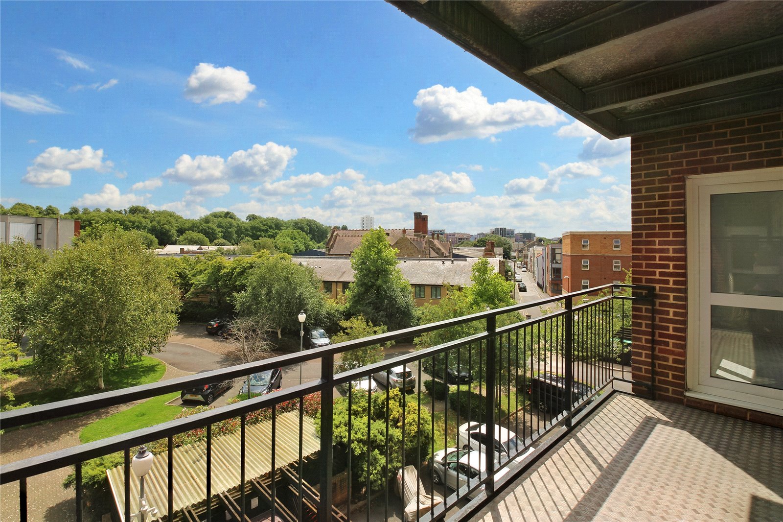 2 bedroom Flat for sale in Bedminster, BRISTOL