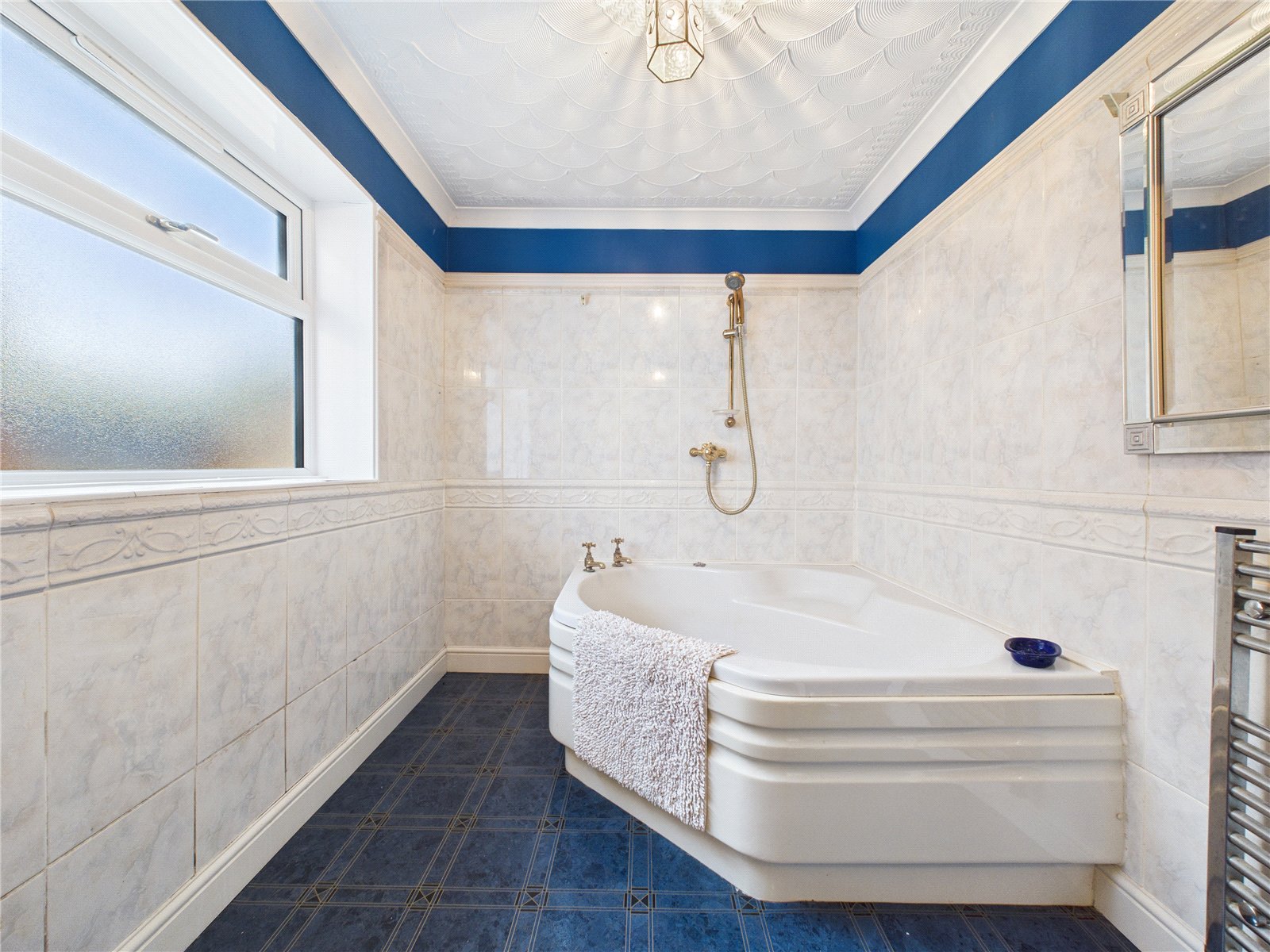 2 bedroom Bungalow for sale in Bristol