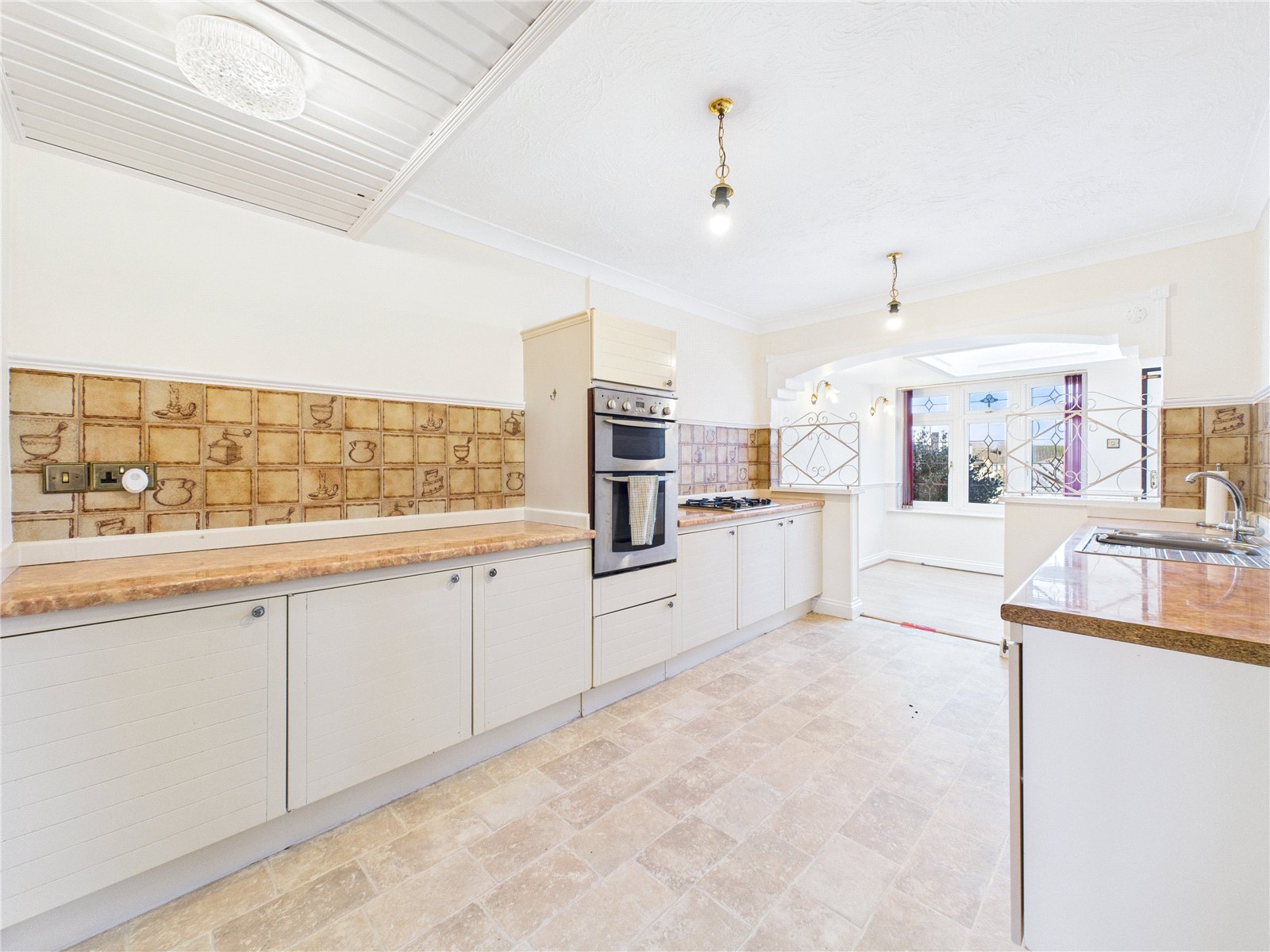 2 bedroom Bungalow for sale in Bristol