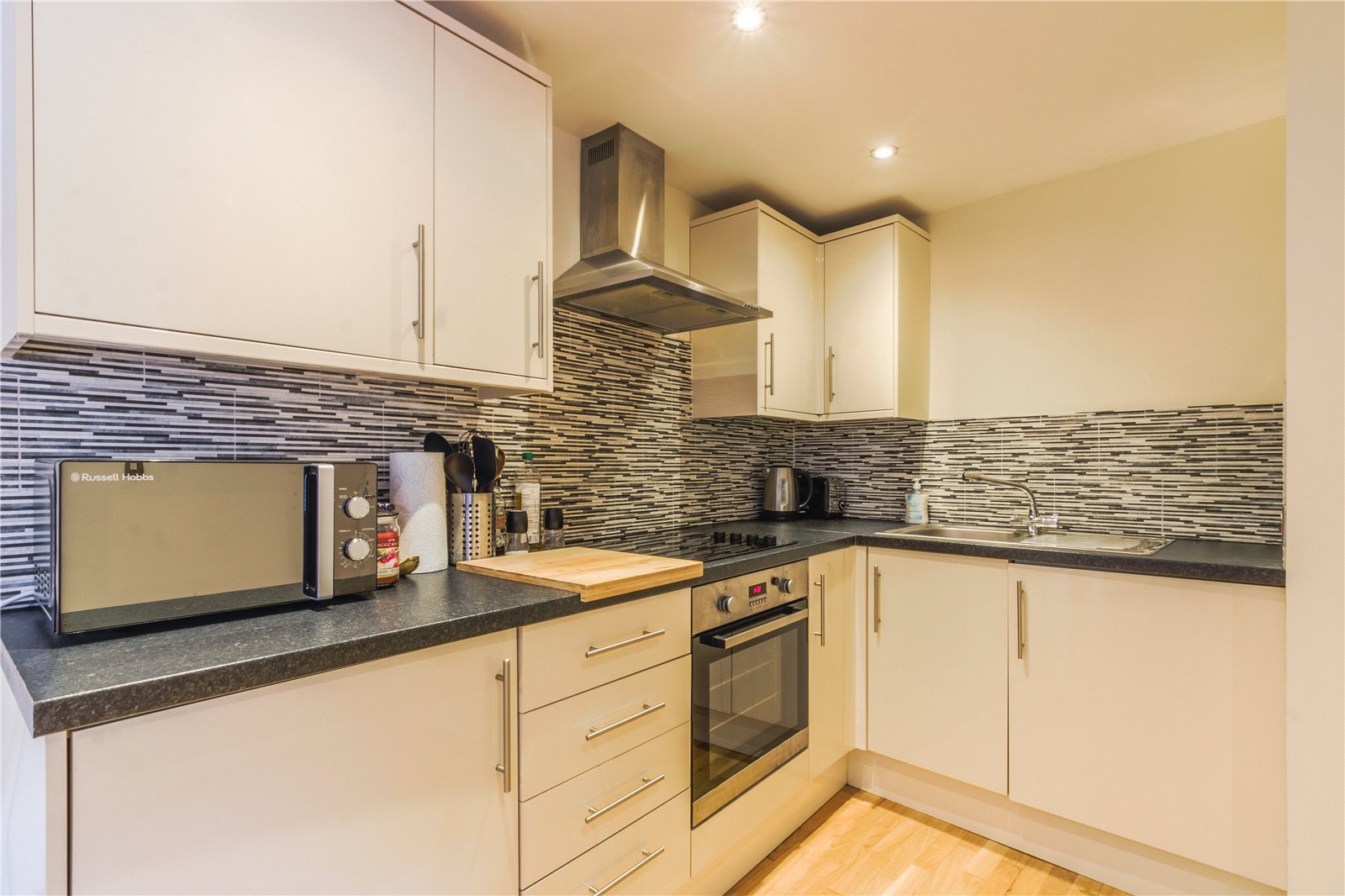1 bedroom Flat for sale in Bedminster, BRISTOL