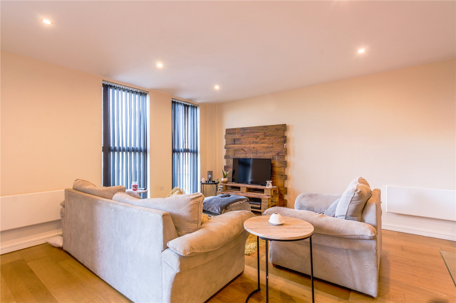2 bedroom Flat for sale in Skypark Road, Bedminster