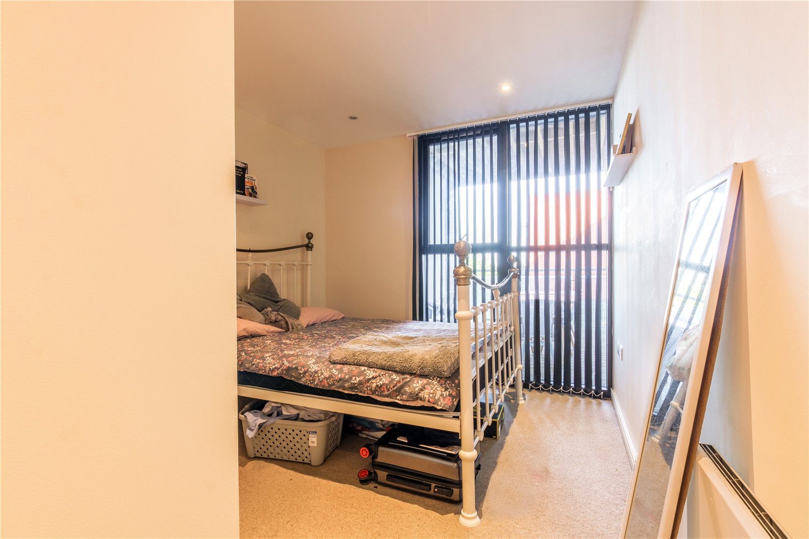 2 bedroom Flat for sale in Skypark Road, Bedminster
