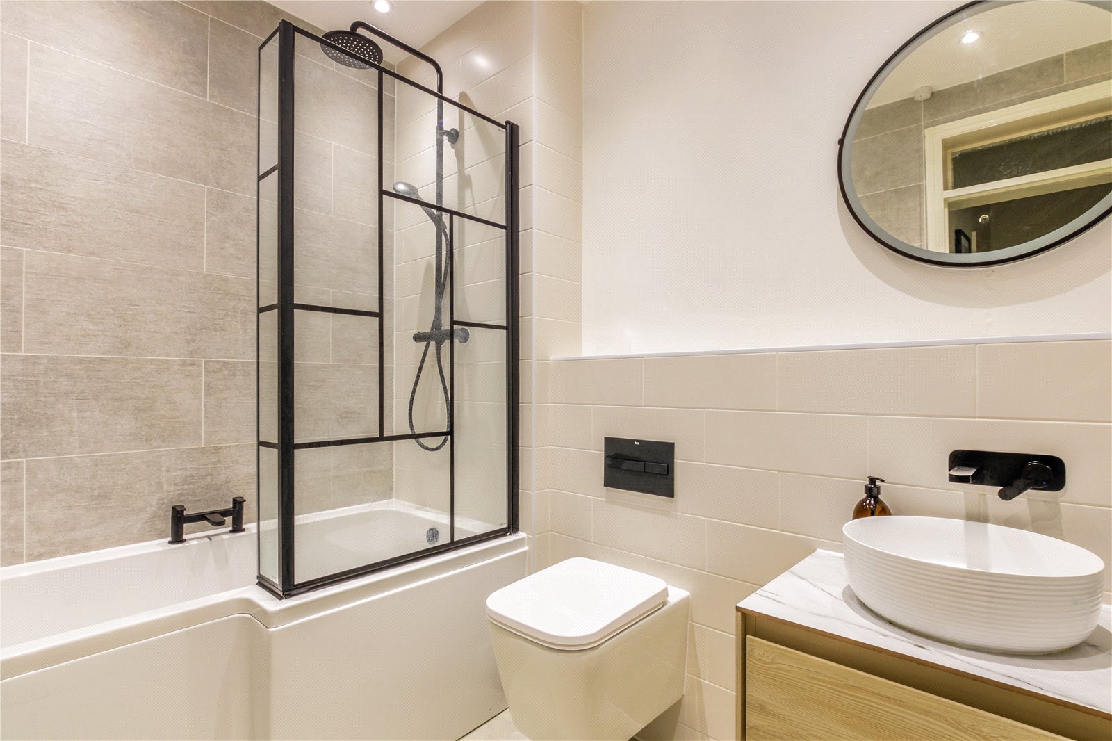 2 bedroom Flat for sale in Windmill Hill, Bristol