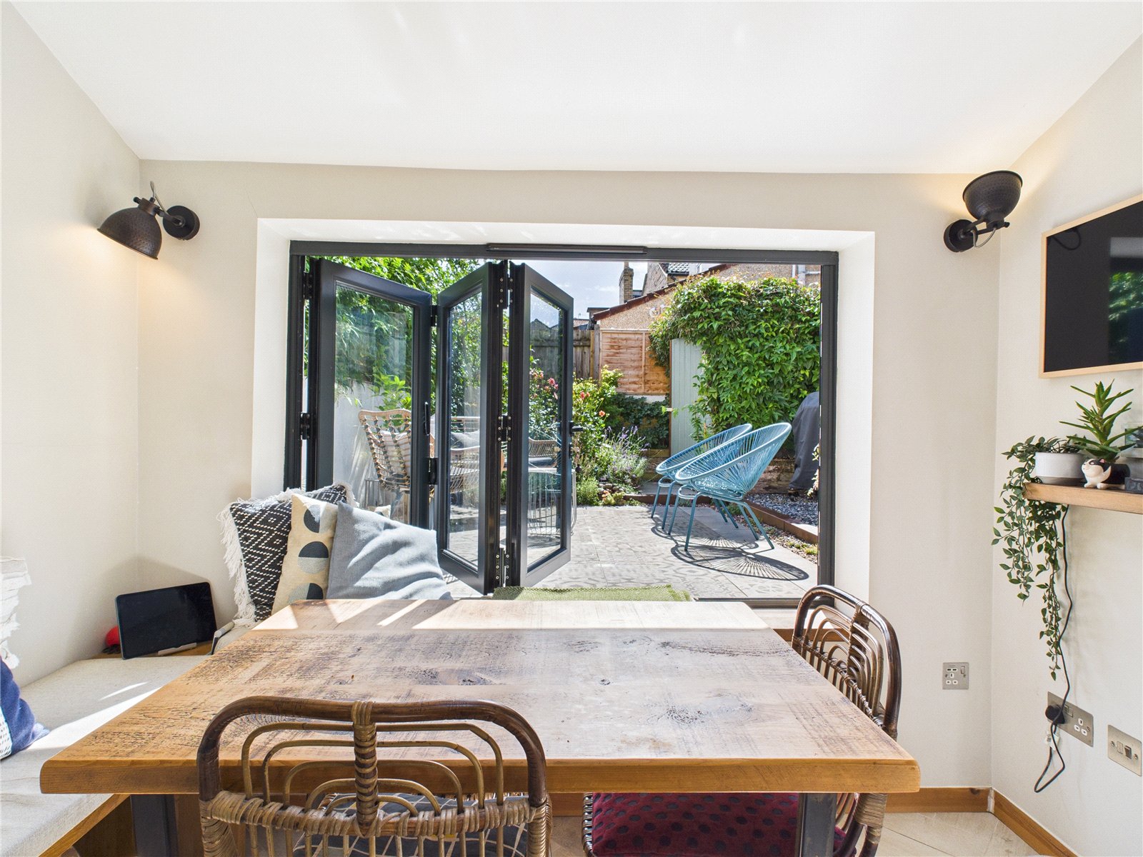 2 bedroom House for sale in Bedminster, Bristol