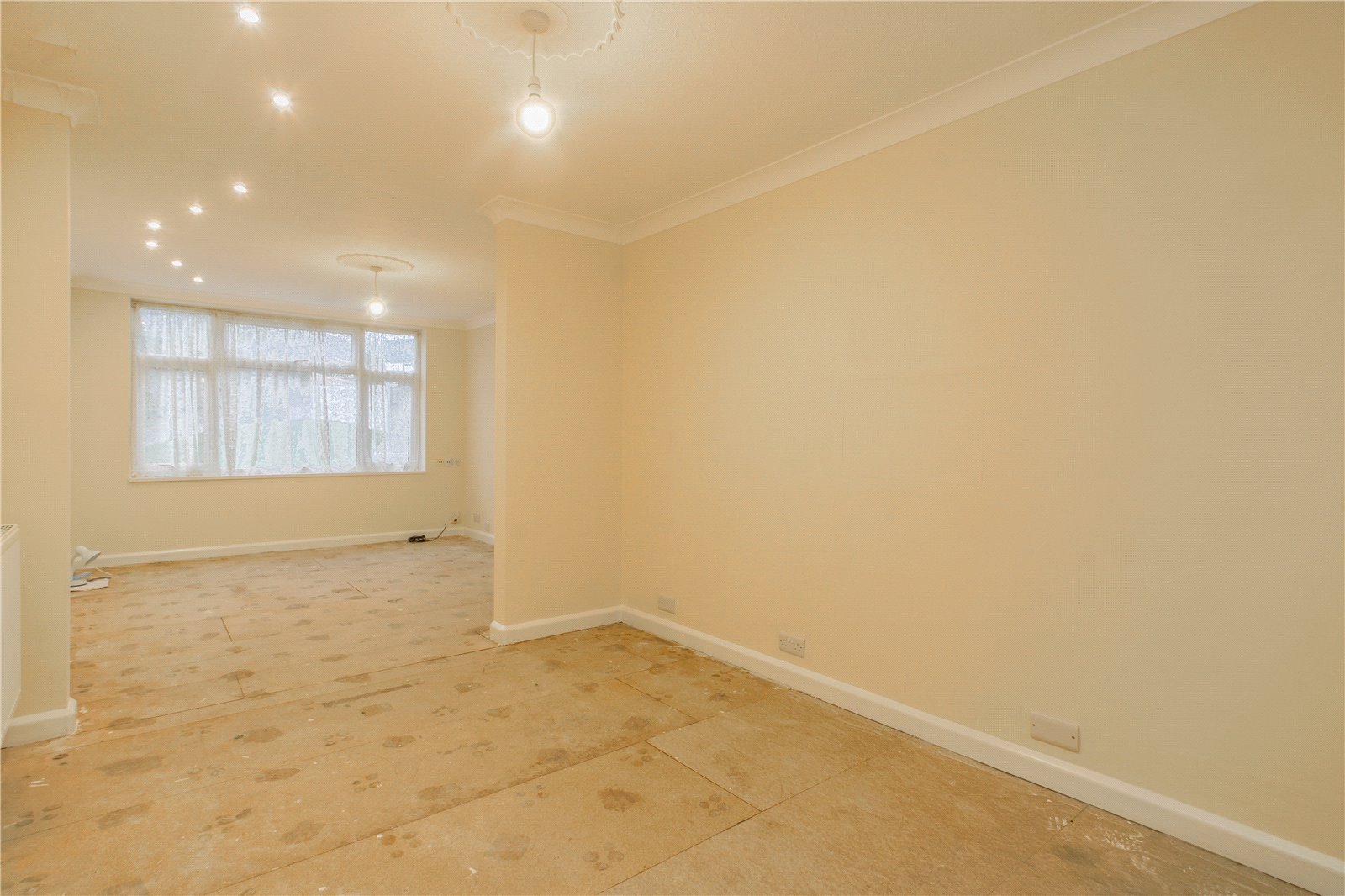 4 bedroom House for sale in St Annes Park