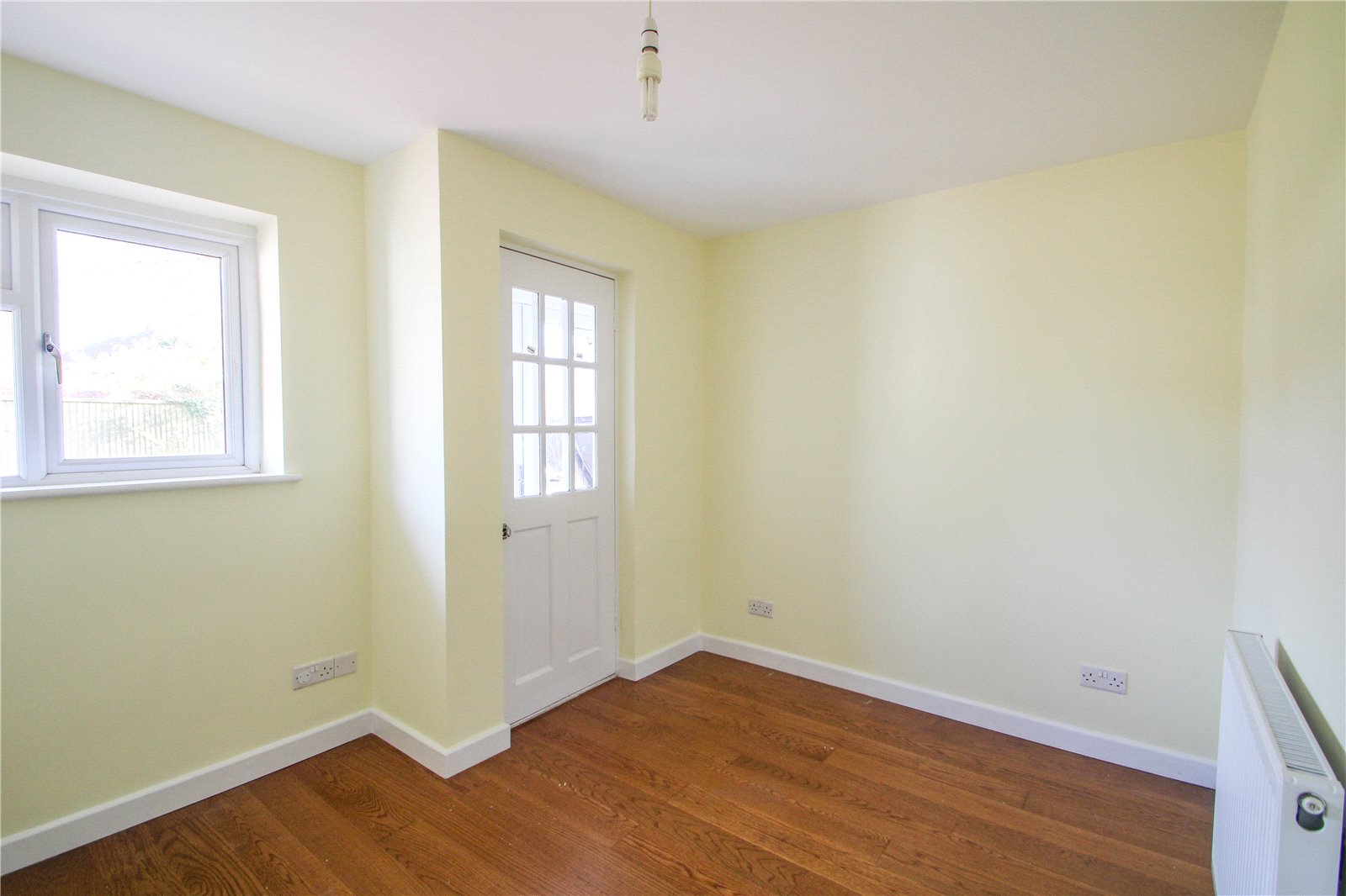 3 bedroom Bungalow to let in Long Ashton, North Somerset