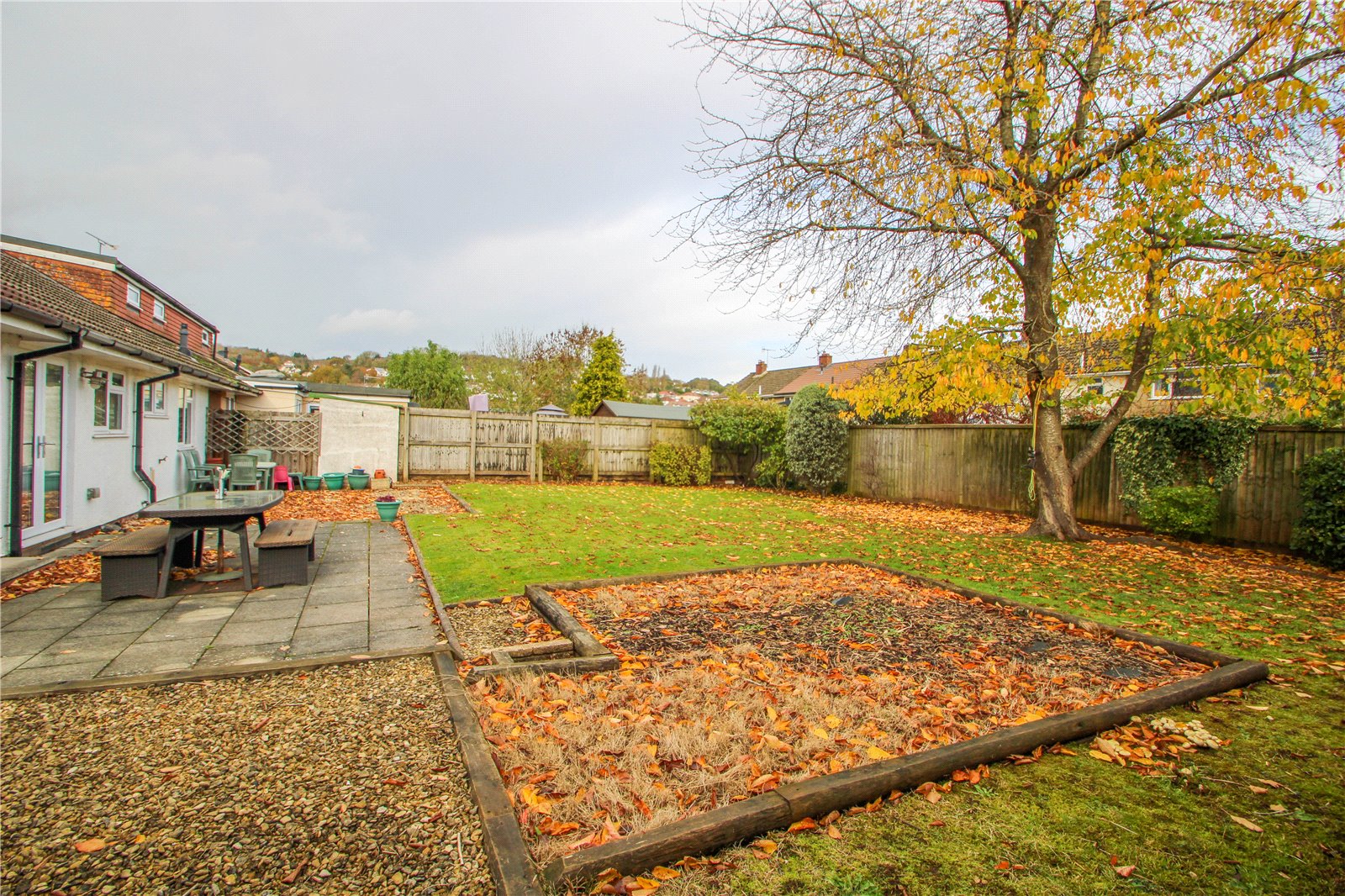 3 bedroom Bungalow to let in Long Ashton, North Somerset