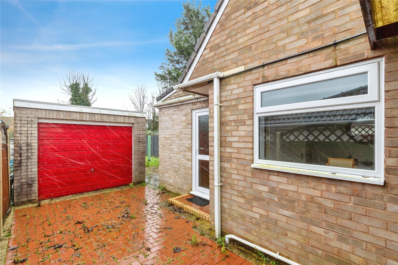 3 bedroom House for sale in Whitchurch