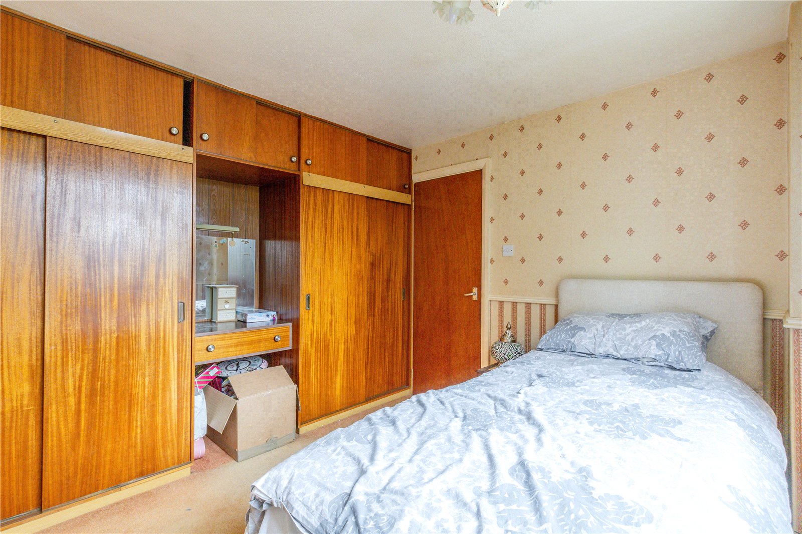 3 bedroom House for sale in Whitchurch