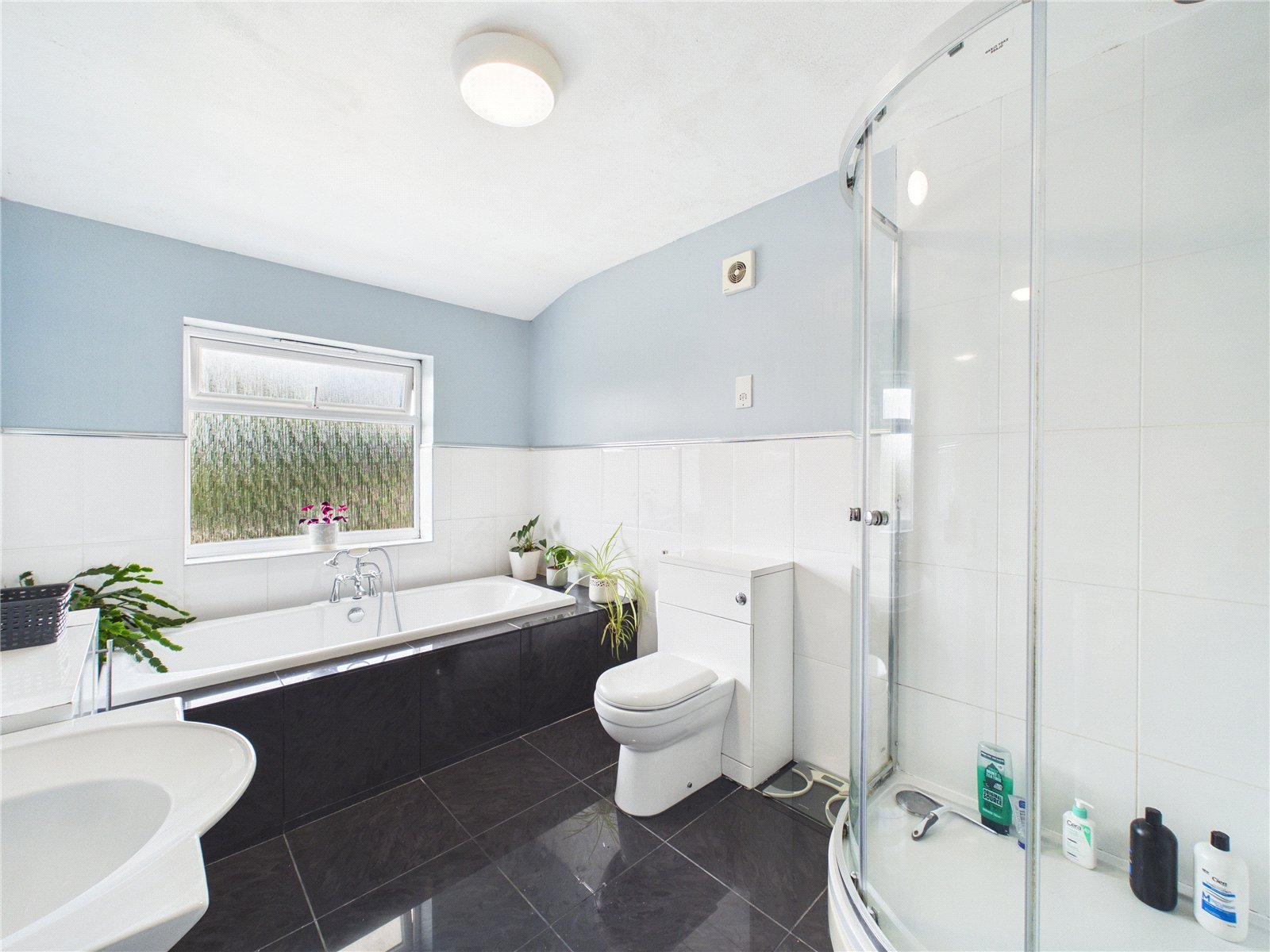4 bedroom House for sale in Bristol