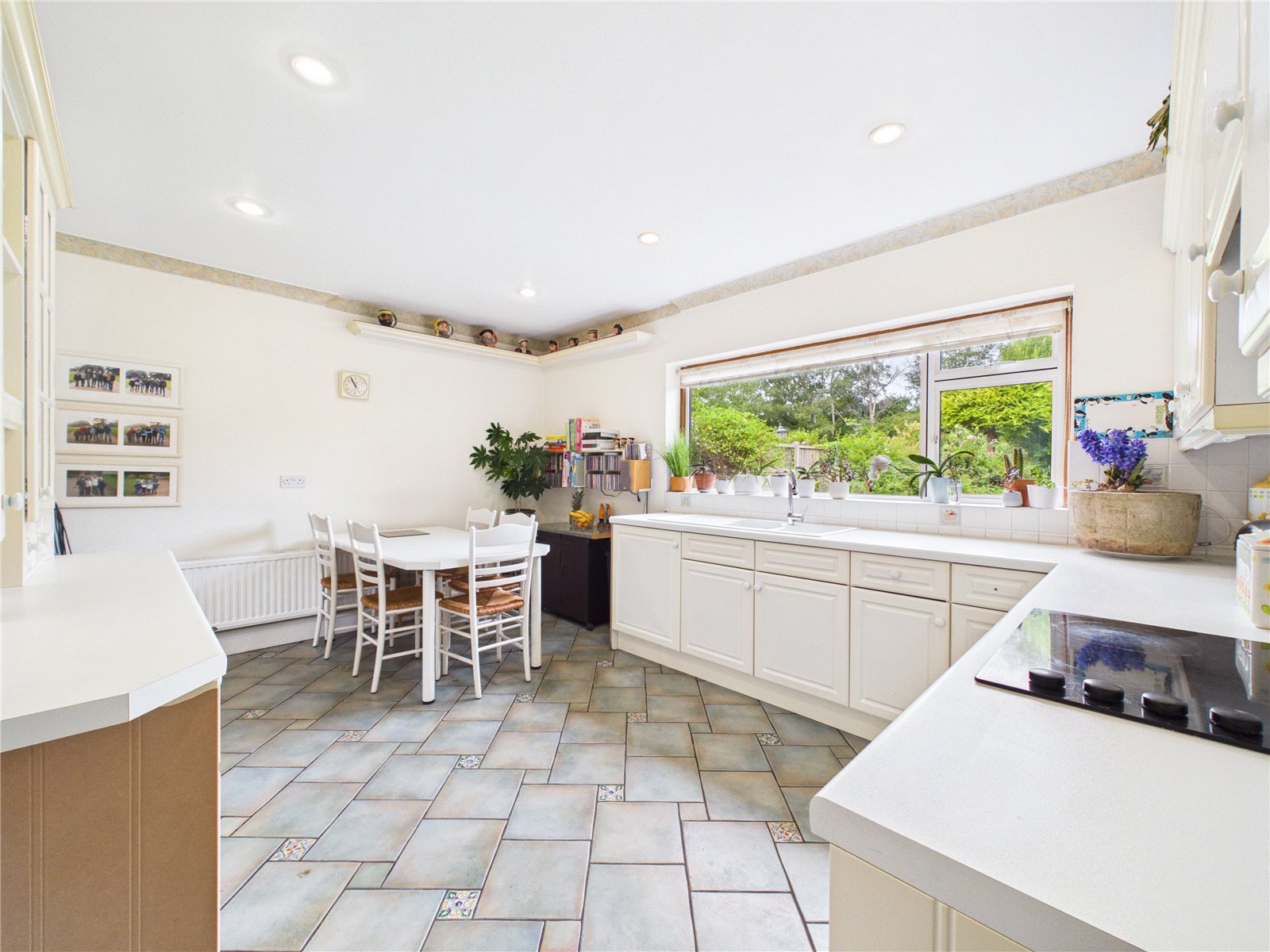 4 bedroom House for sale in Courtlands Lane, Bower Ashton