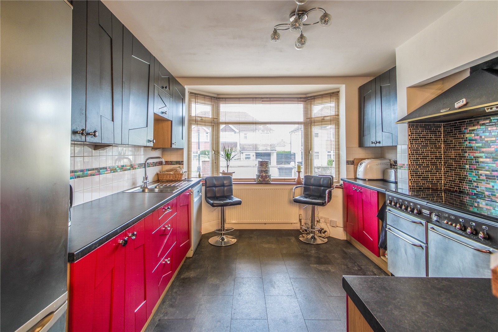 4 bedroom House for sale in Bristol