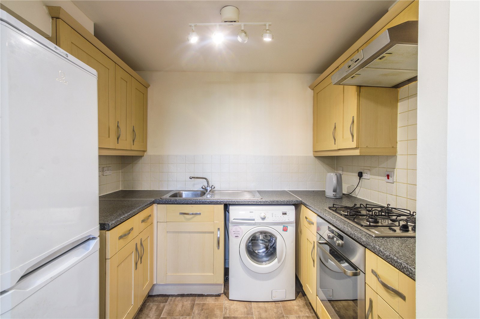 2 bedroom Flat for sale in Ashton