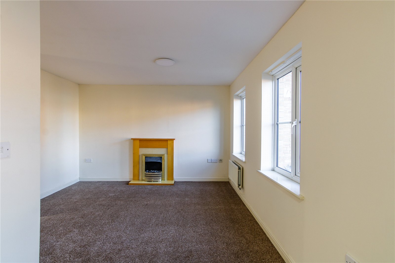 2 bedroom Flat for sale in Ashton