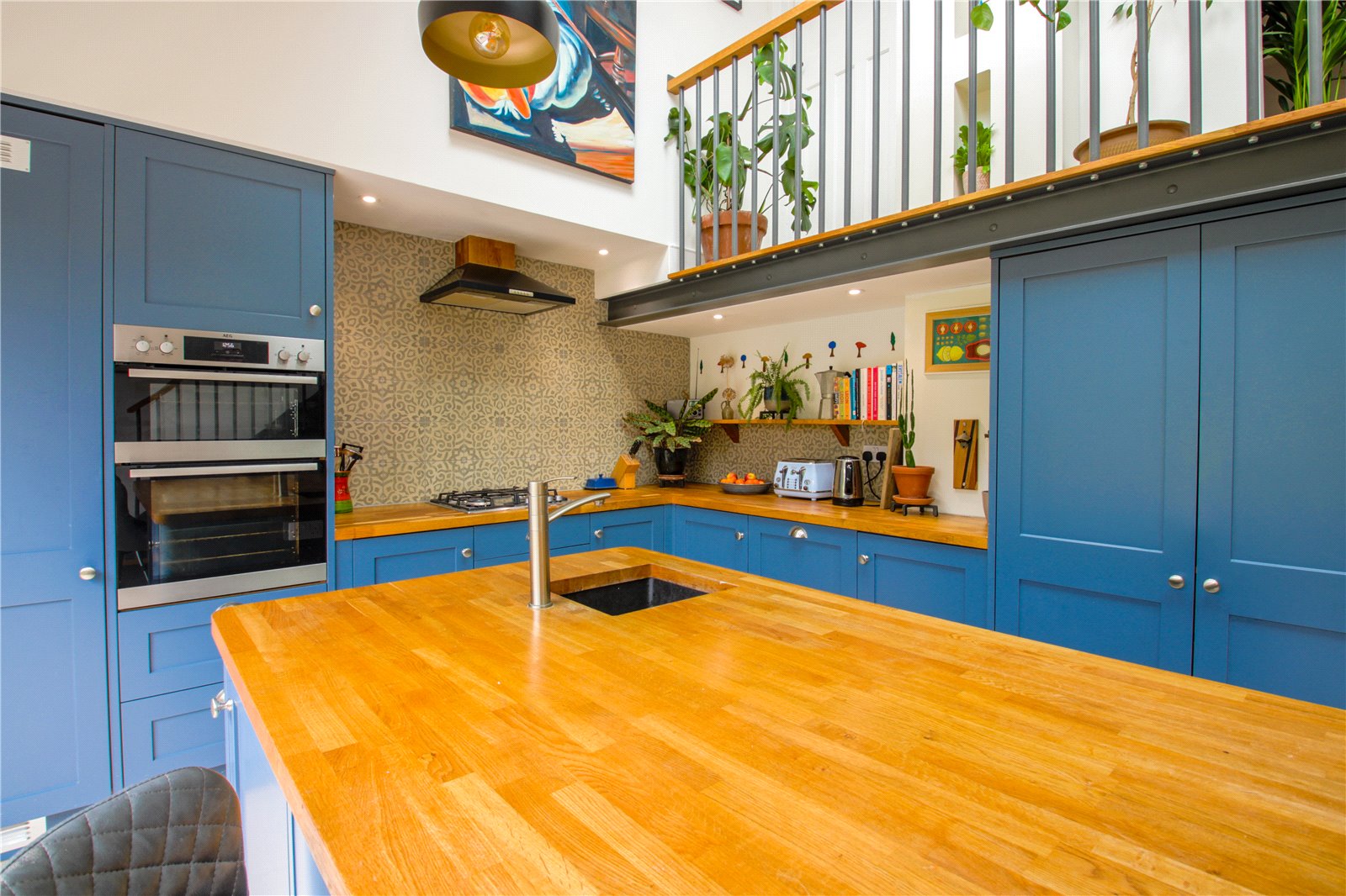 4 bedroom House for sale in Bristol