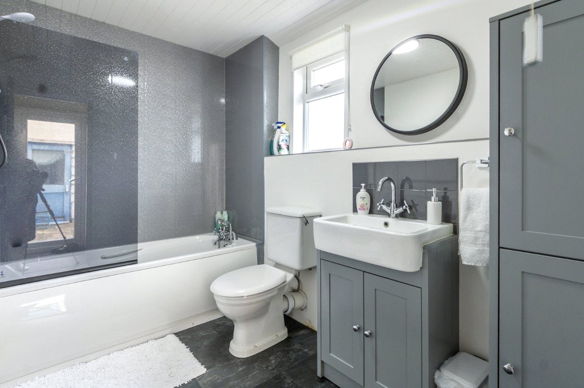 3 bedroom House to let in Bristol