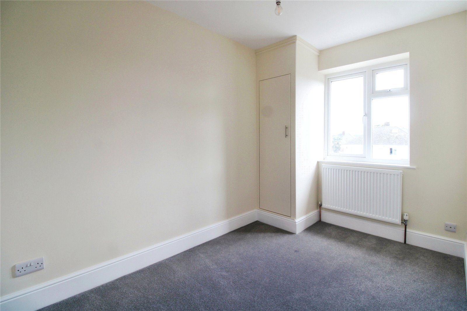 2 bedroom House to let in Bristol