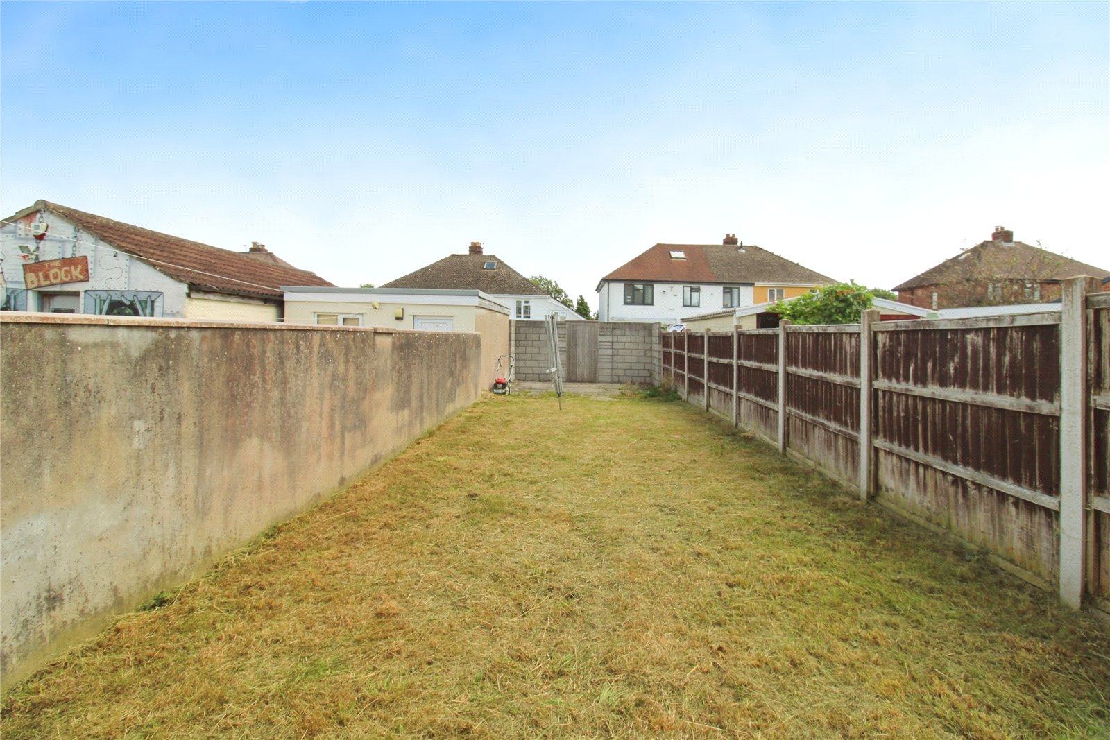 2 bedroom House to let in Bristol