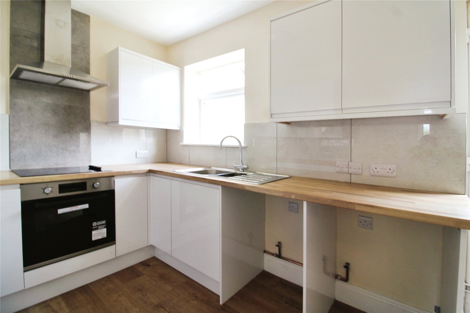 2 bedroom House to let in Bristol