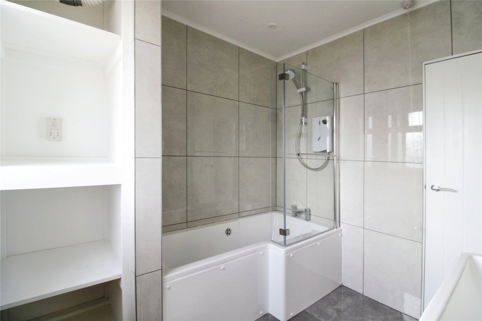 2 bedroom House to let in Bristol