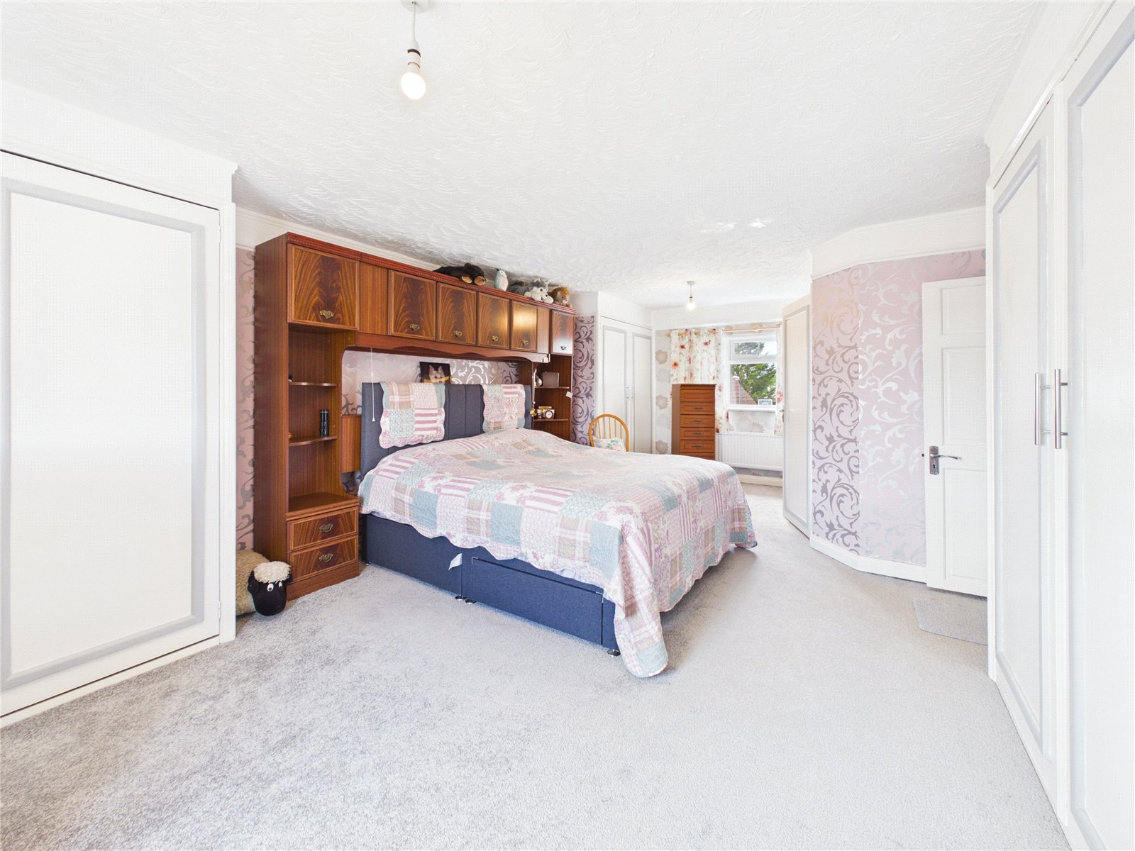 4 bedroom House for sale in Knowle, BRISTOL